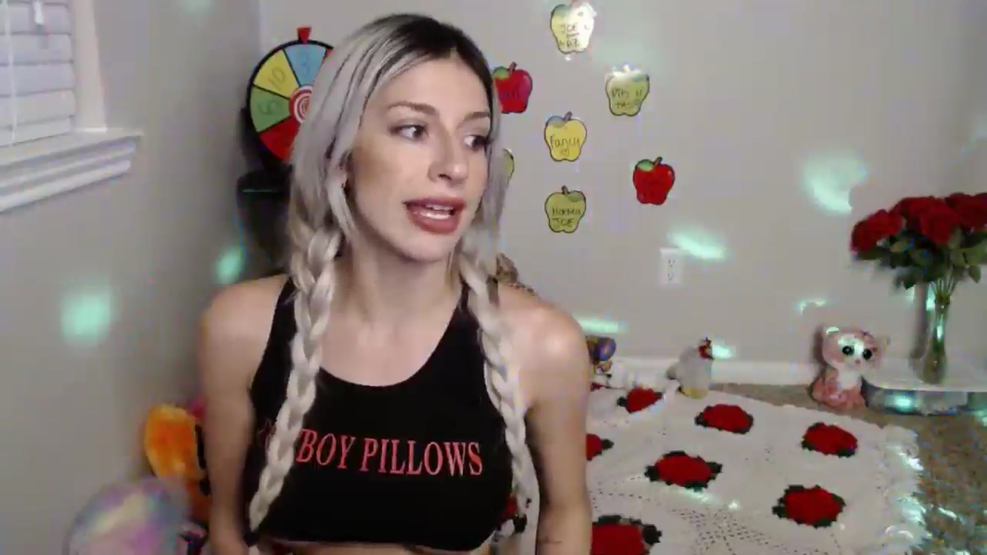 Gallery image thumbnail from xRosePetalsx's myfreecams stream on, 07/14/2024, 06:56 image 11 of 20
