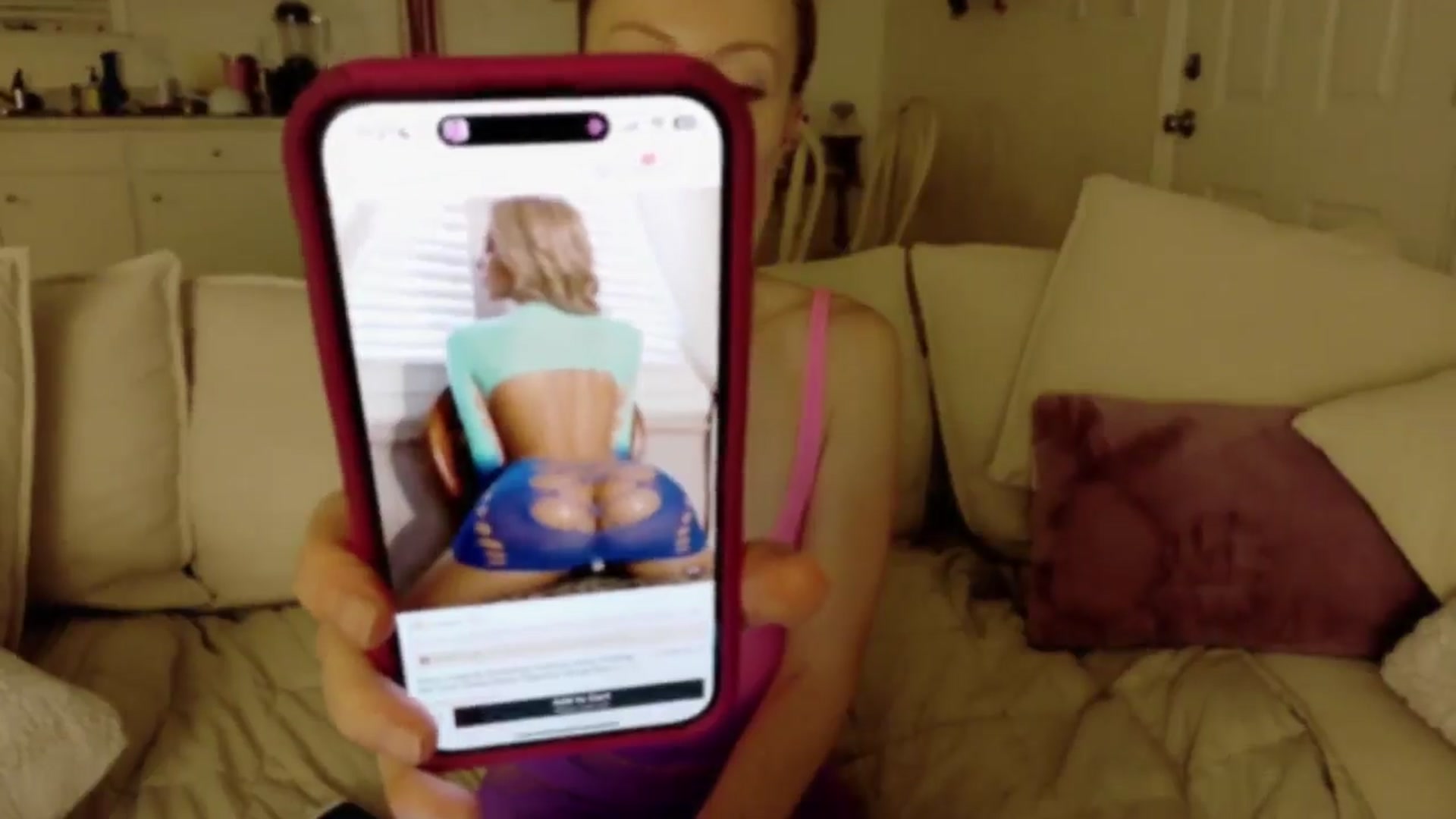 Gallery image thumbnail from xSadiexBlairx's myfreecams stream on, 07/02/2025, 03:28 image 18 of 20