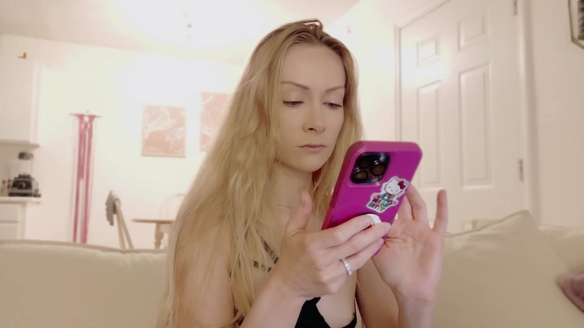 Gallery image thumbnail from xSadiexBlairx's myfreecams stream on, 07/05/2025, 01:32 image 3 of 20