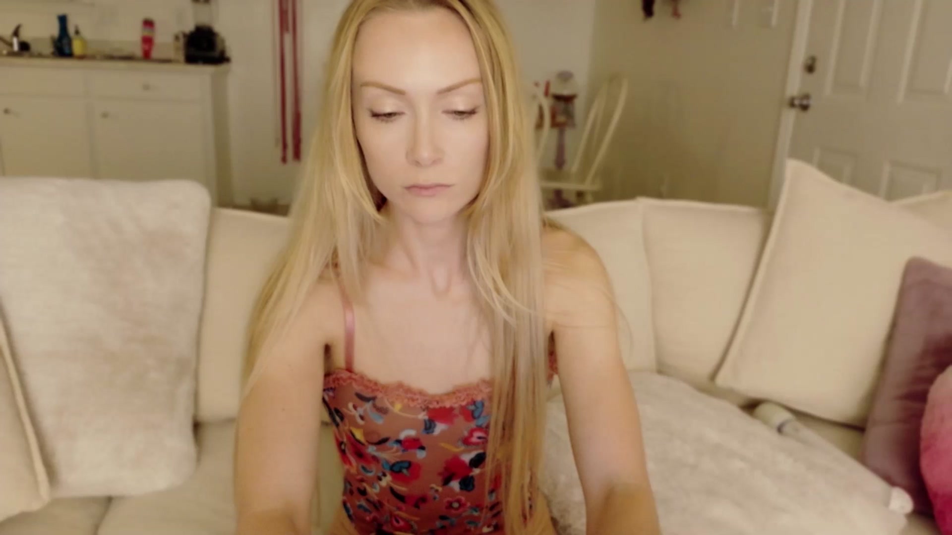 Gallery image thumbnail from xSadiexBlairx's myfreecams stream on, 07/09/2025, 04:47 image 6 of 20