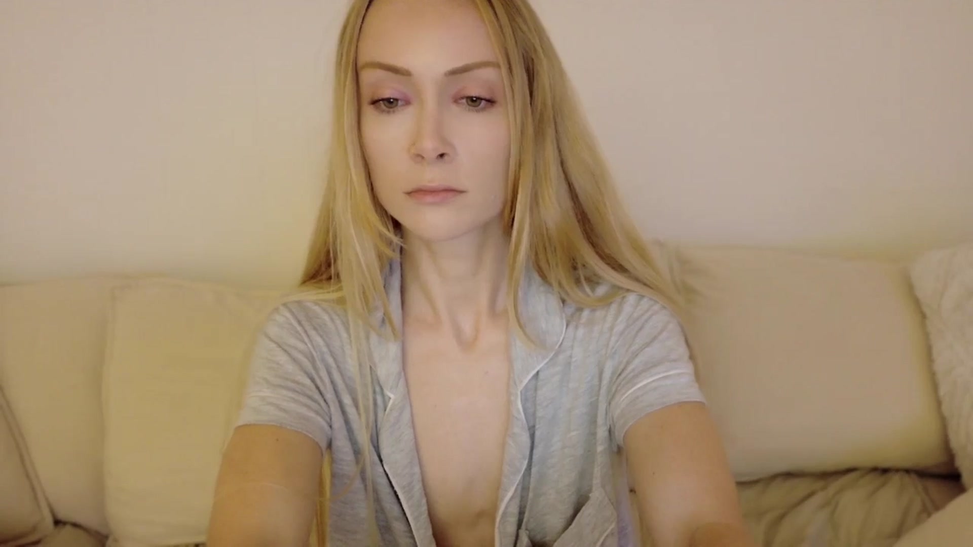 Gallery image thumbnail from xSadiexBlairx's myfreecams stream on, 08/03/2025, 03:38 image 3 of 20