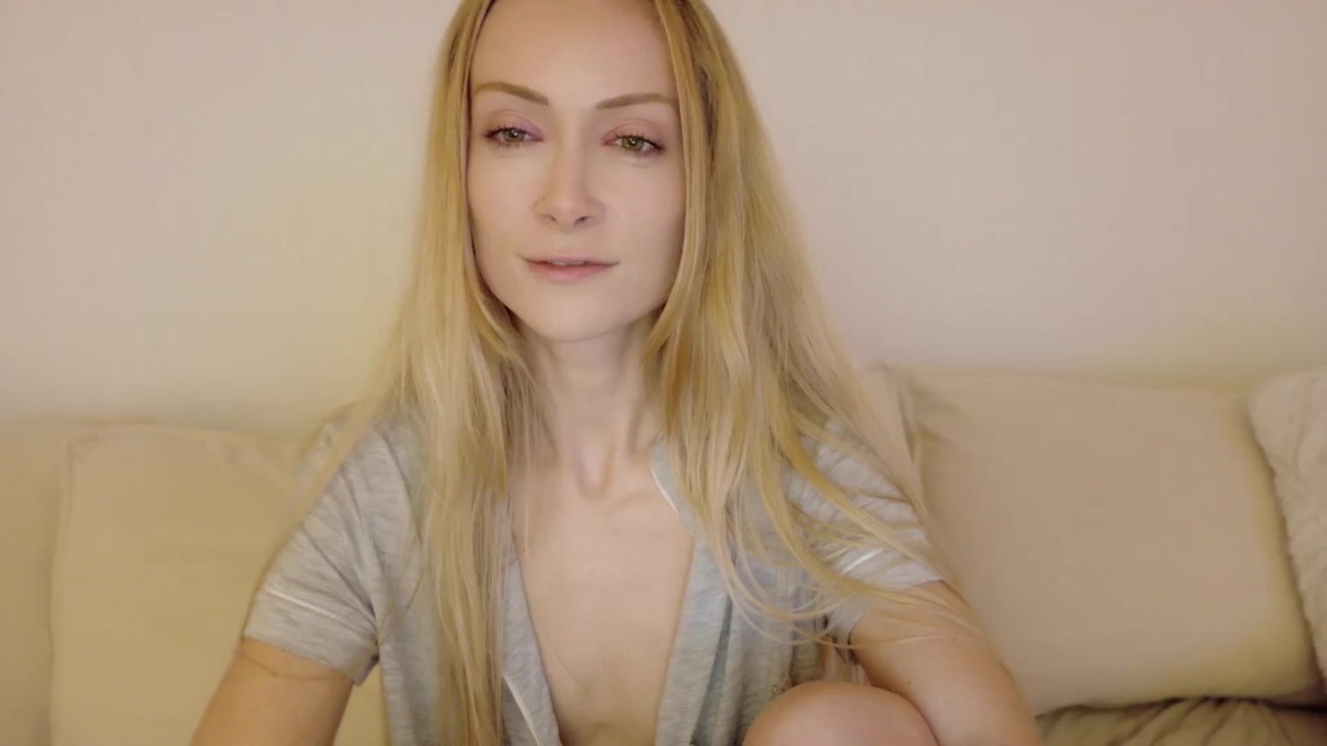 Gallery image thumbnail from xSadiexBlairx's myfreecams stream on, 08/03/2025, 03:38 image 19 of 20