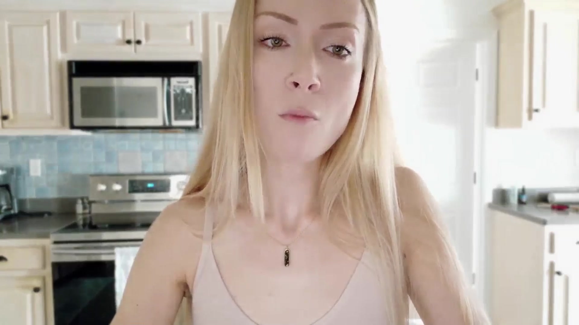 Gallery image thumbnail from xSadiexBlairx's myfreecams stream on, 08/14/2025, 19:02 image 10 of 20