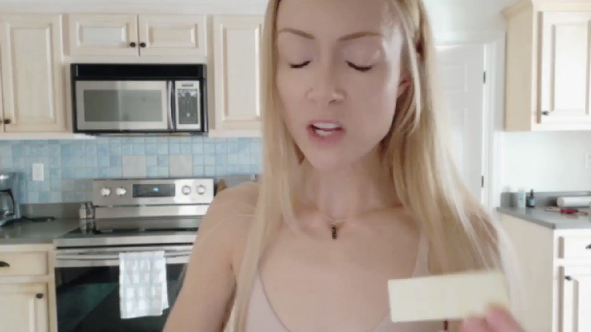 Gallery image thumbnail from xSadiexBlairx's myfreecams stream on, 08/14/2025, 19:02 image 4 of 20