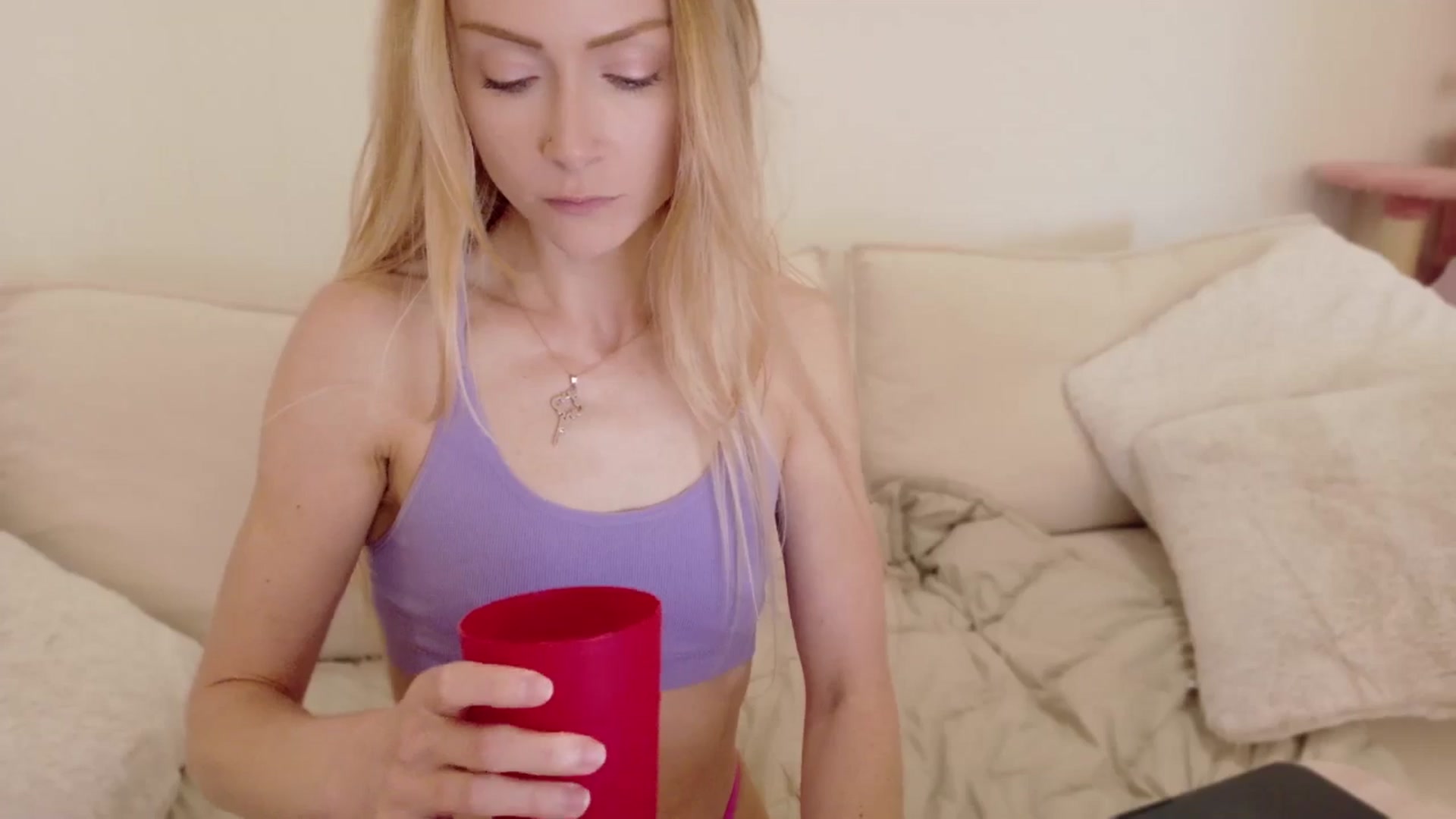 Gallery image thumbnail from xSadiexBlairx's myfreecams stream on, 08/26/2025, 19:33 image 13 of 20