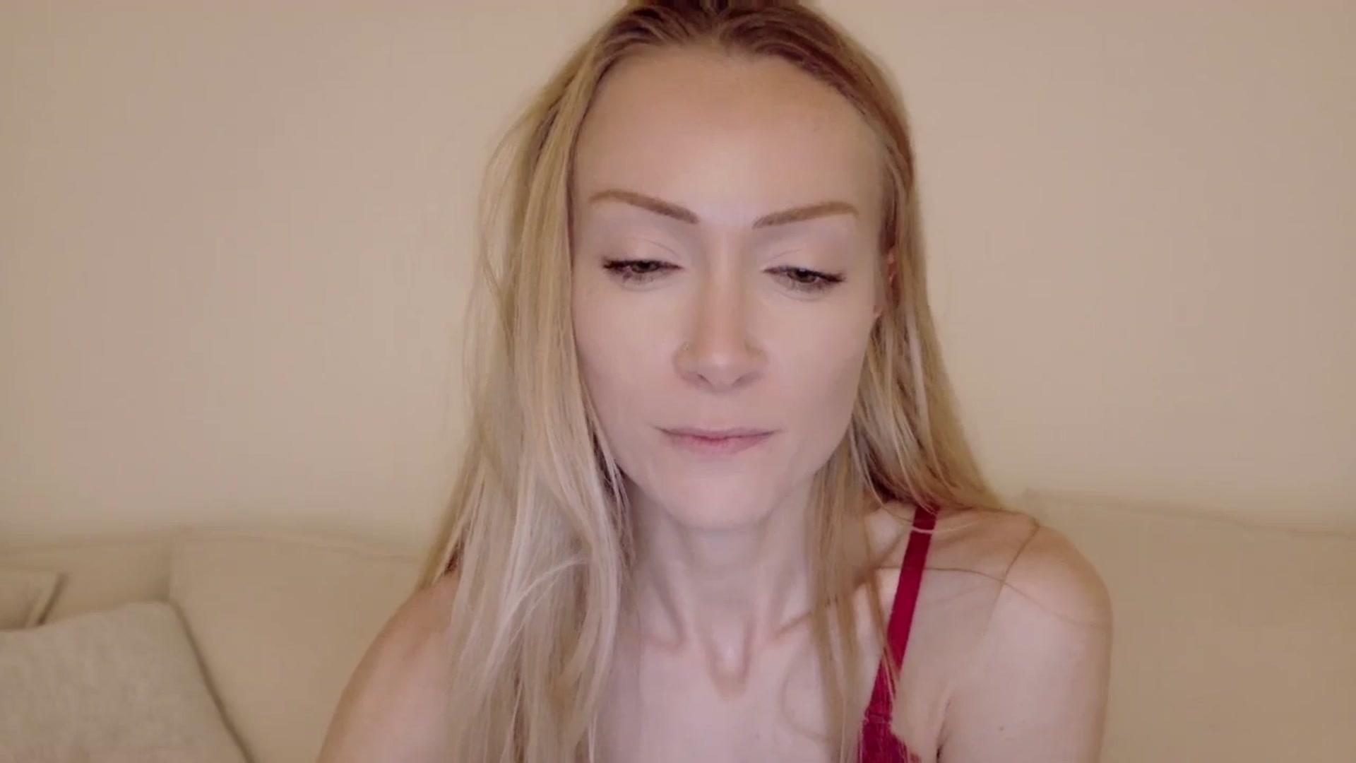 Gallery image thumbnail from xSadiexBlairx's myfreecams stream on, 08/29/2025, 03:19 image 5 of 20