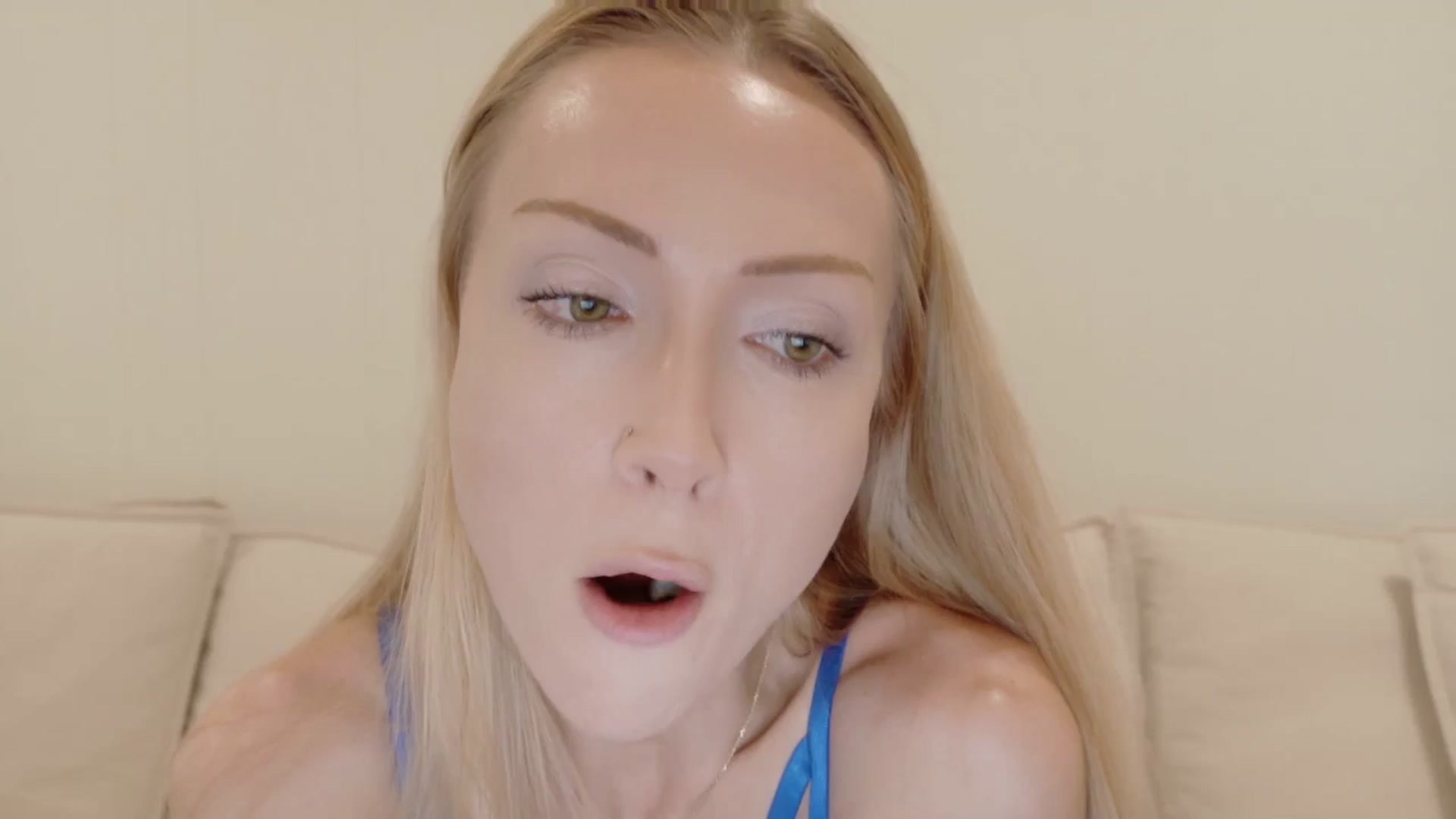 Gallery image thumbnail from xSadiexBlairx's myfreecams stream on, 09/04/2025, 18:27 image 5 of 20