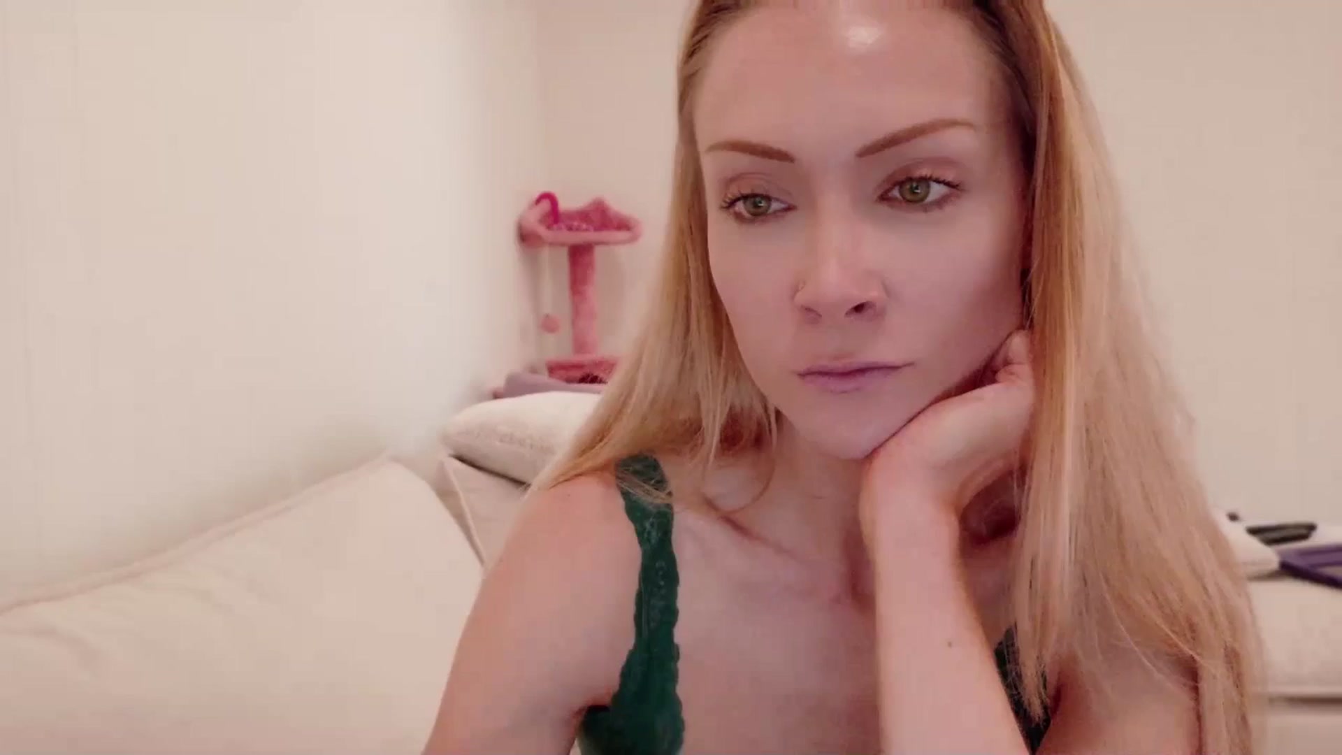 Gallery image thumbnail from xSadiexBlairx's myfreecams stream on, 09/08/2025, 19:40 image 20 of 20