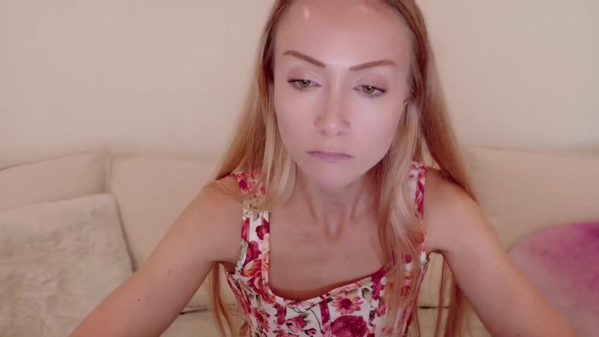 Gallery image thumbnail from xSadiexBlairx's myfreecams stream on, 09/09/2025, 20:58 image 19 of 20