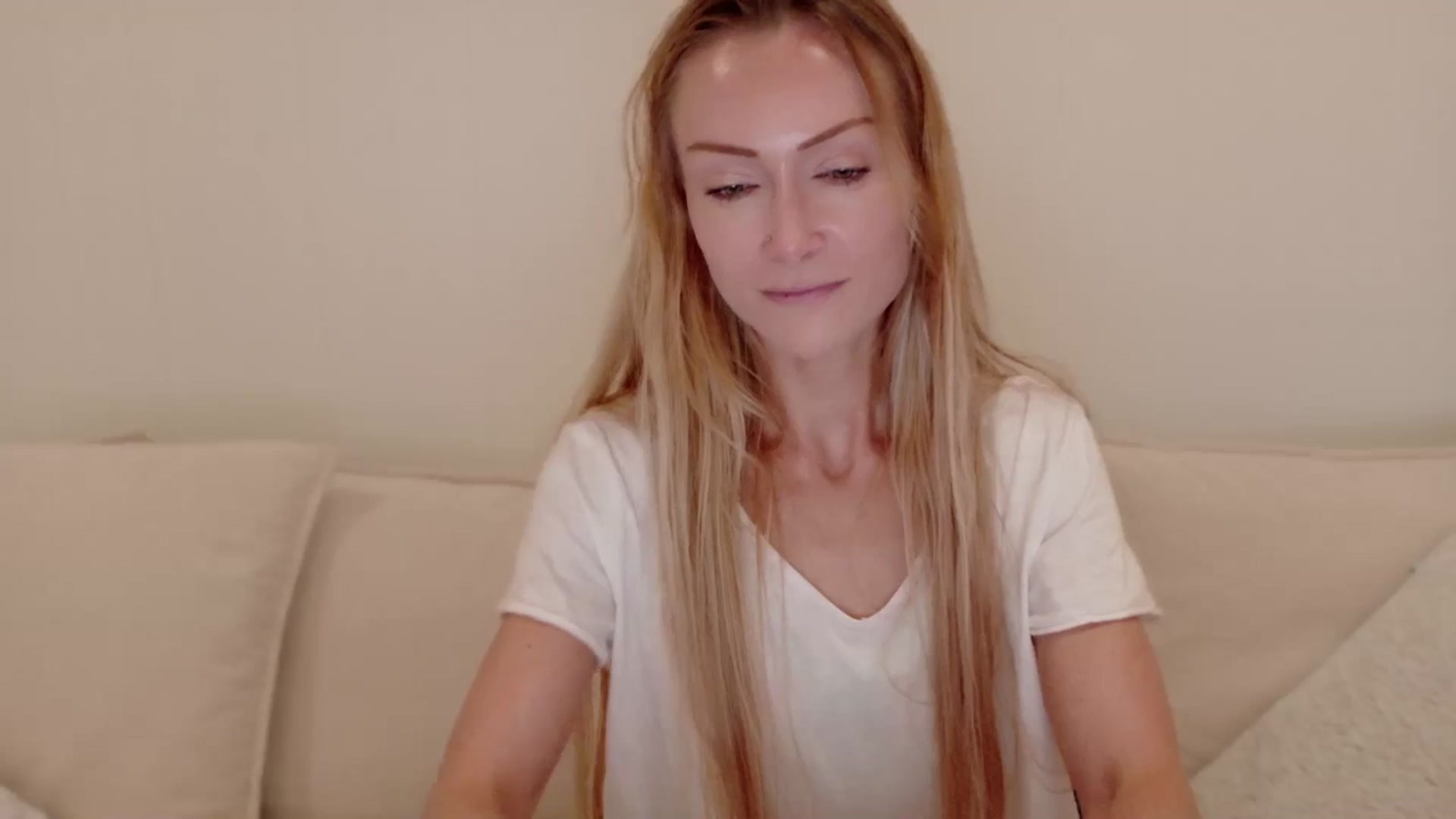 Gallery image thumbnail from xSadiexBlairx's myfreecams stream on, 09/11/2025, 20:39 image 2 of 20