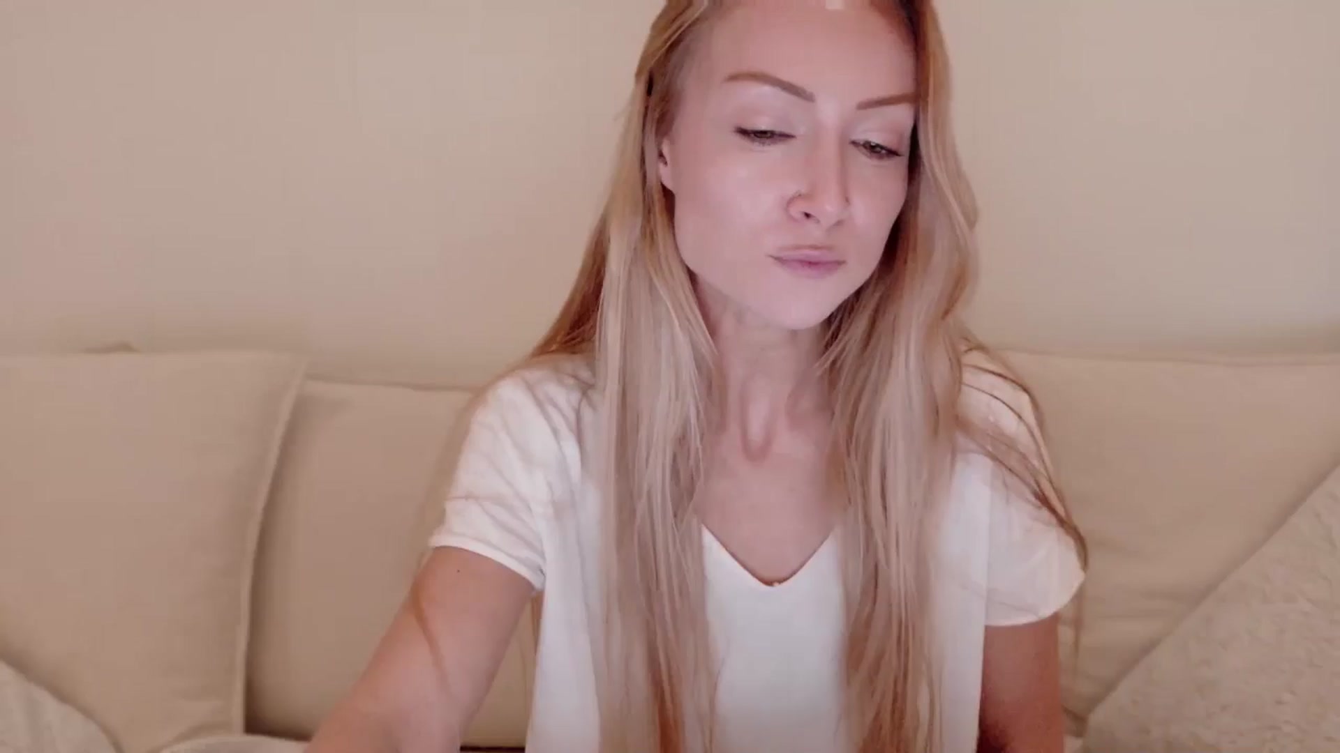 Gallery image thumbnail from xSadiexBlairx's myfreecams stream on, 09/11/2025, 20:39 image 16 of 20