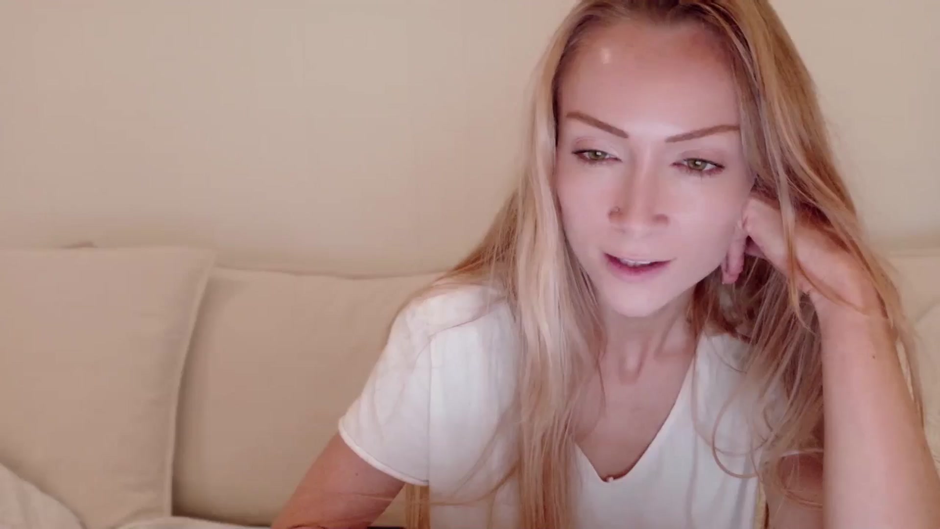 Gallery image thumbnail from xSadiexBlairx's myfreecams stream on, 09/11/2025, 20:39 image 11 of 20