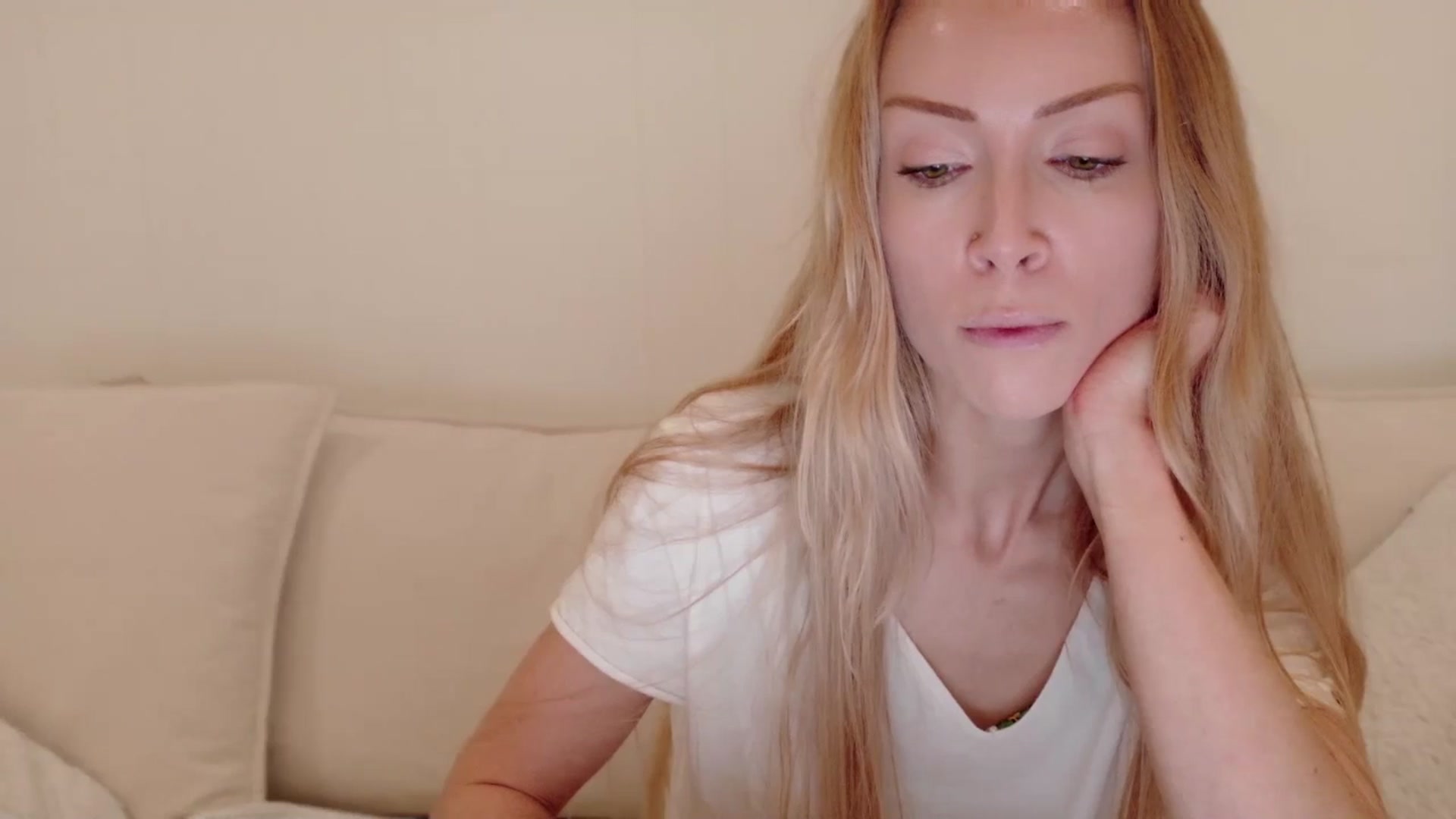 Gallery image thumbnail from xSadiexBlairx's myfreecams stream on, 09/11/2025, 20:39 image 7 of 20