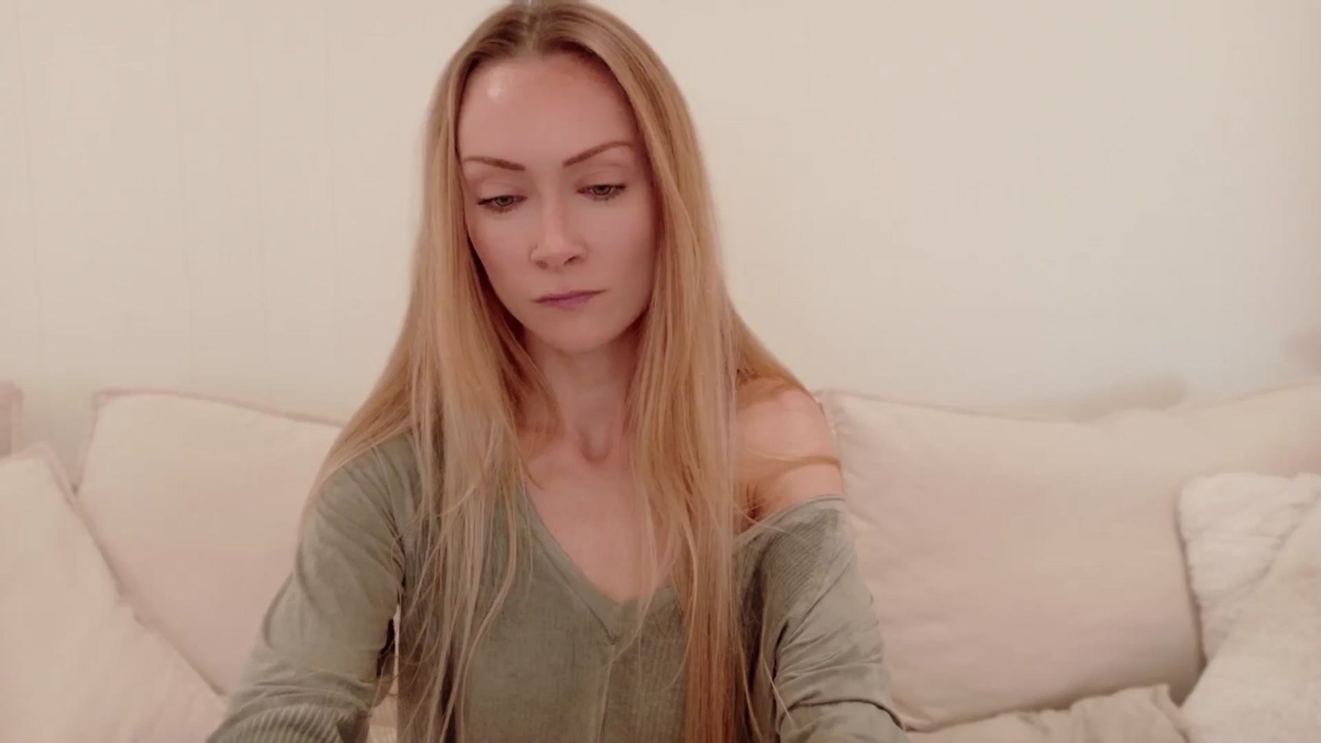 Gallery image thumbnail from xSadiexBlairx's myfreecams stream on, 09/18/2025, 18:37 image 6 of 20