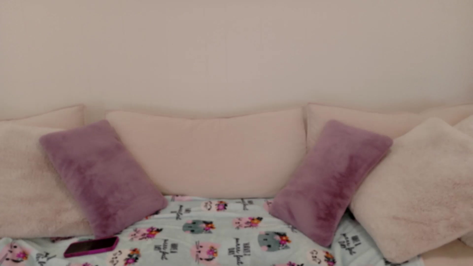 Gallery image thumbnail from xSadiexBlairx's myfreecams stream on, 09/23/2025, 18:04 image 6 of 20