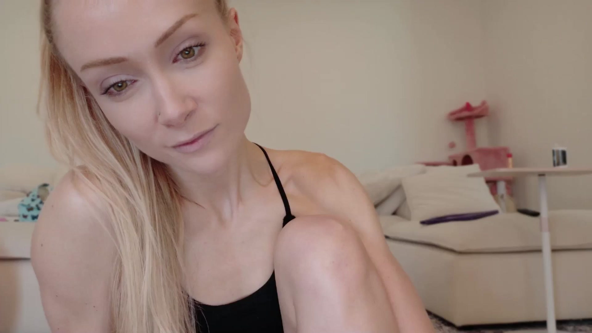 Gallery image thumbnail from xSadiexBlairx's myfreecams stream on, 09/23/2025, 20:05 image 16 of 20