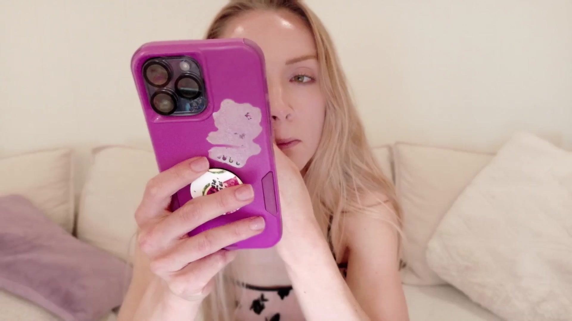 Gallery image thumbnail from xSadiexBlairx's myfreecams stream on, 09/25/2025, 20:20 image 3 of 20