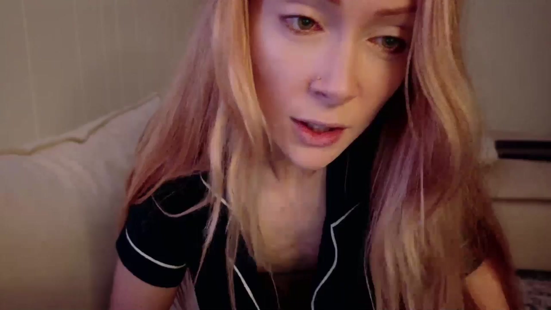 Gallery image thumbnail from xSadiexBlairx's myfreecams stream on, 10/06/2025, 02:26 image 19 of 20