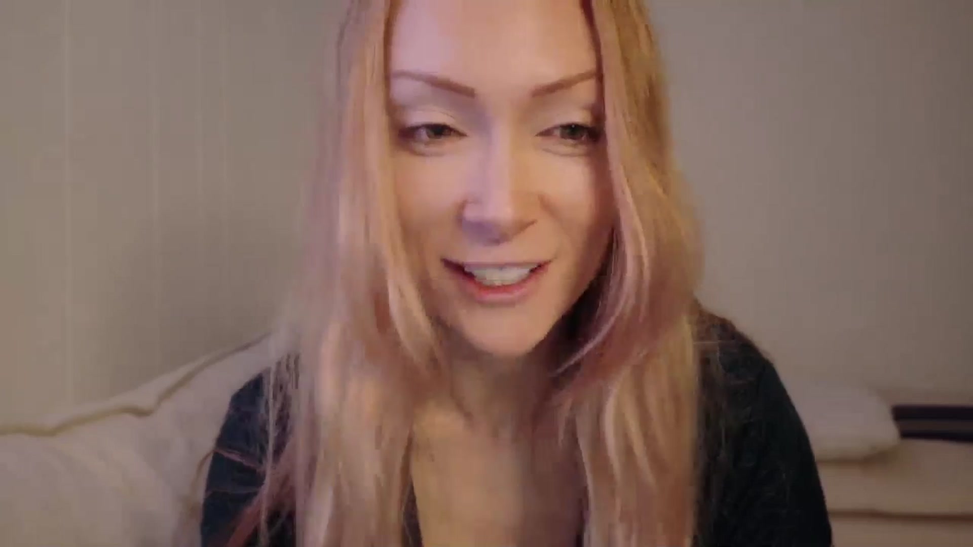 Gallery image thumbnail from xSadiexBlairx's myfreecams stream on, 10/06/2025, 02:26 image 9 of 20