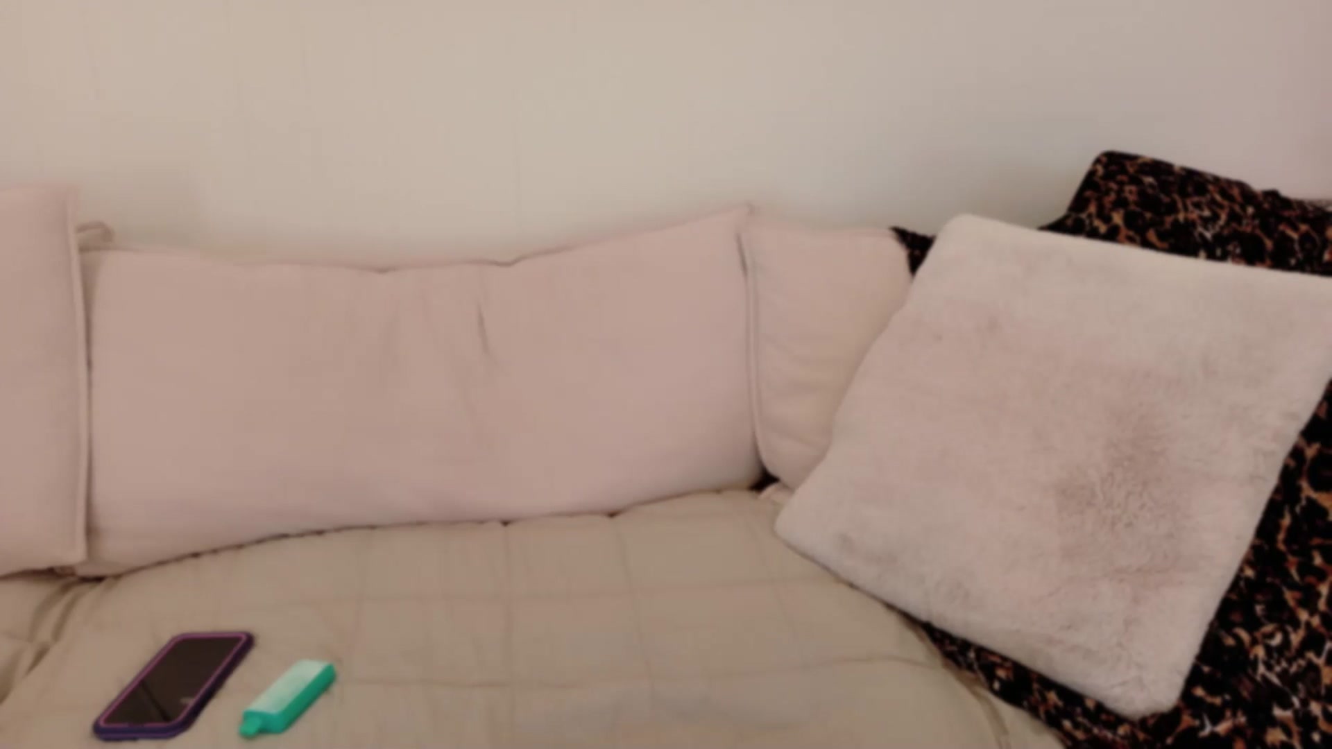 Gallery image thumbnail from xSadiexBlairx's myfreecams stream on, 10/14/2025, 17:58 image 16 of 20