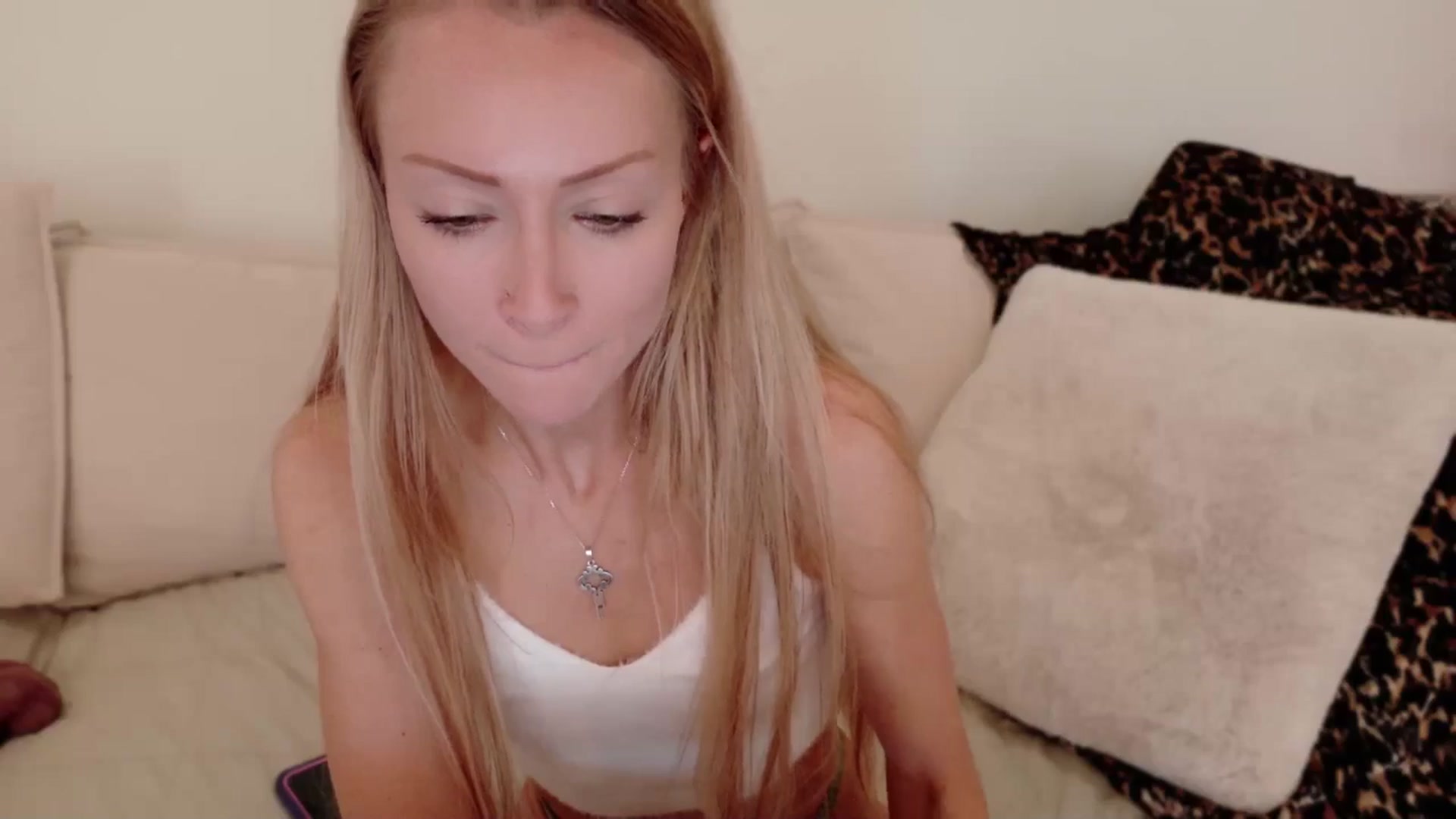 Gallery image thumbnail from xSadiexBlairx's myfreecams stream on, 10/14/2025, 19:45 image 13 of 20