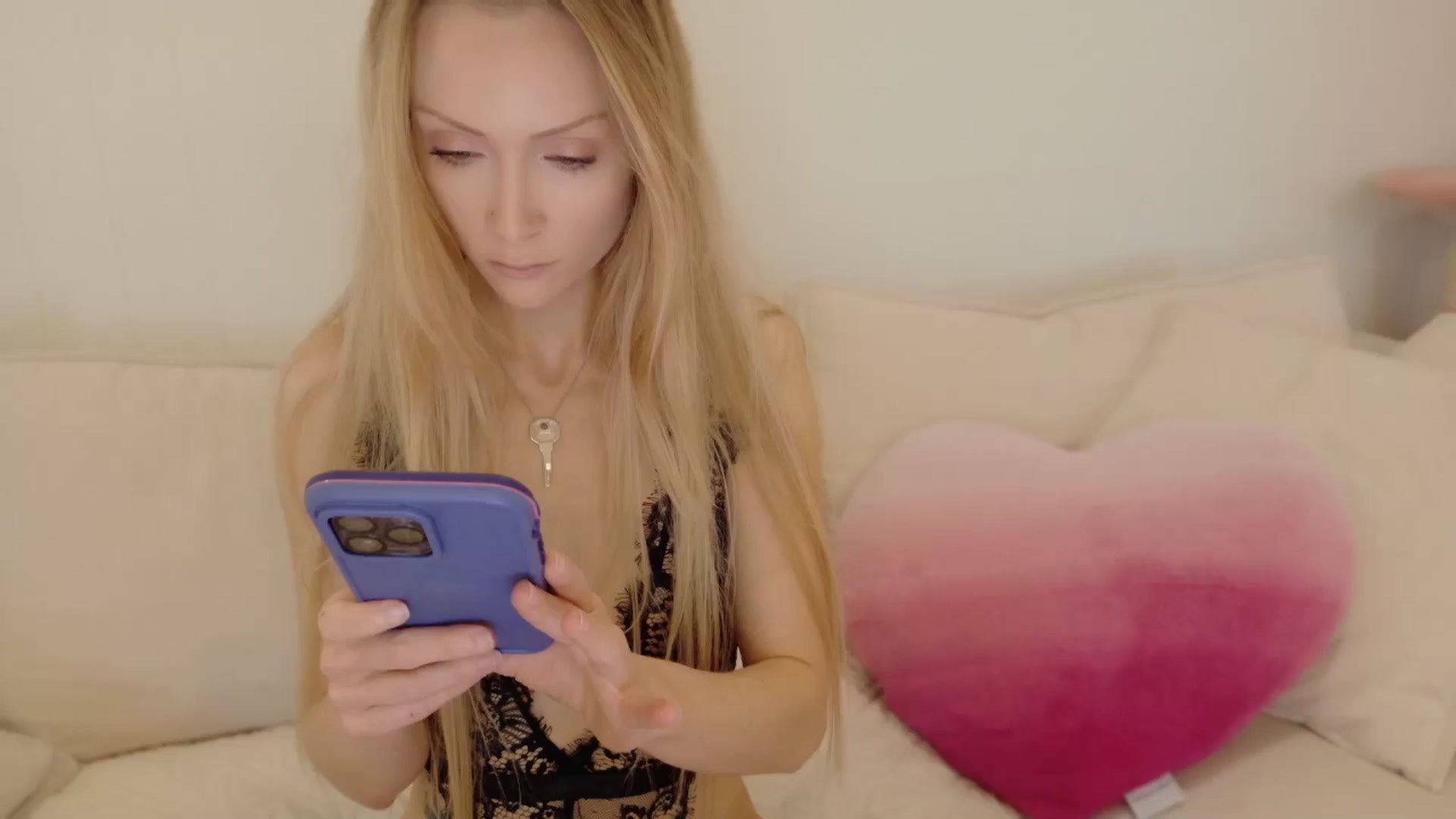 Gallery image thumbnail from xSadiexBlairx's myfreecams stream on, 10/23/2025, 16:55 image 2 of 20