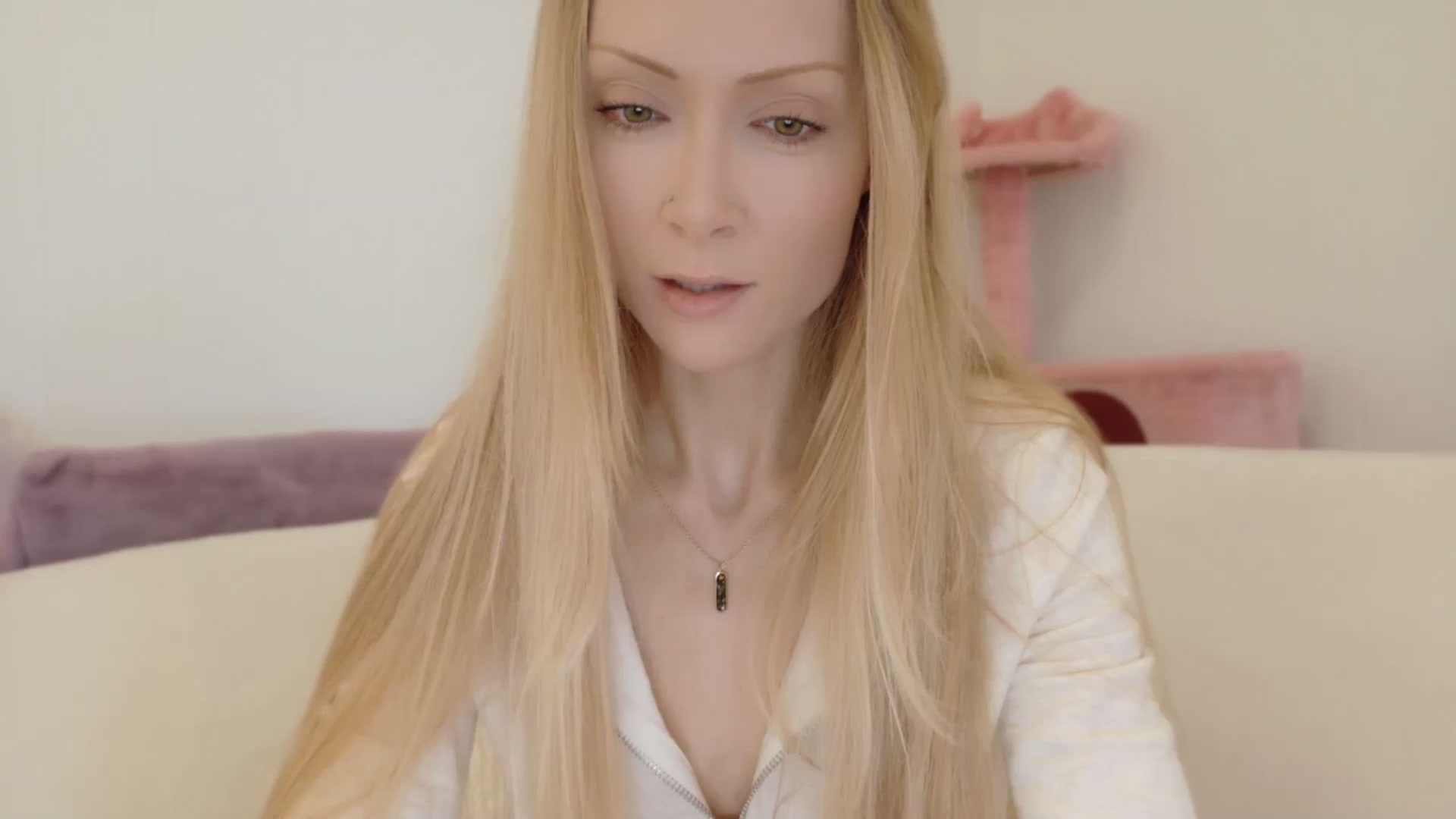 Gallery image thumbnail from xSadiexBlairx's myfreecams stream on, 11/05/2025, 17:28 image 10 of 20
