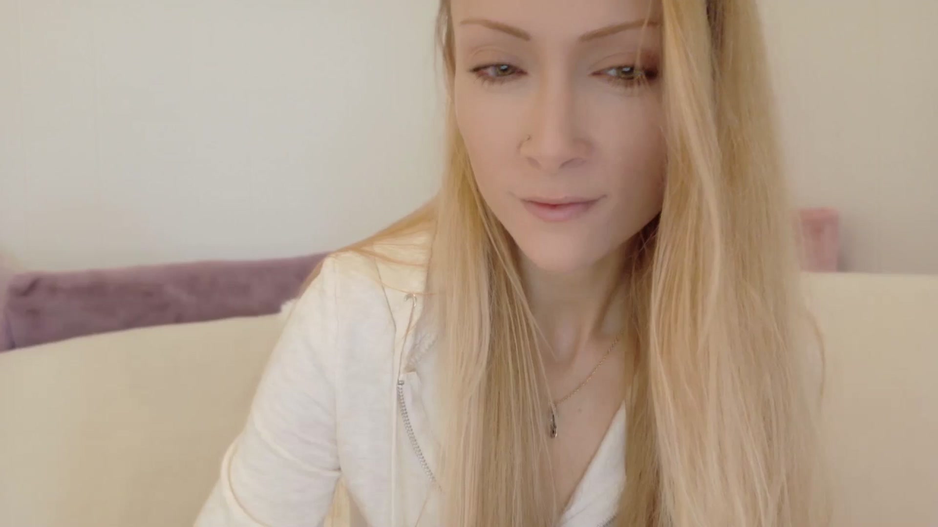 Gallery image thumbnail from xSadiexBlairx's myfreecams stream on, 11/05/2025, 17:28 image 8 of 20