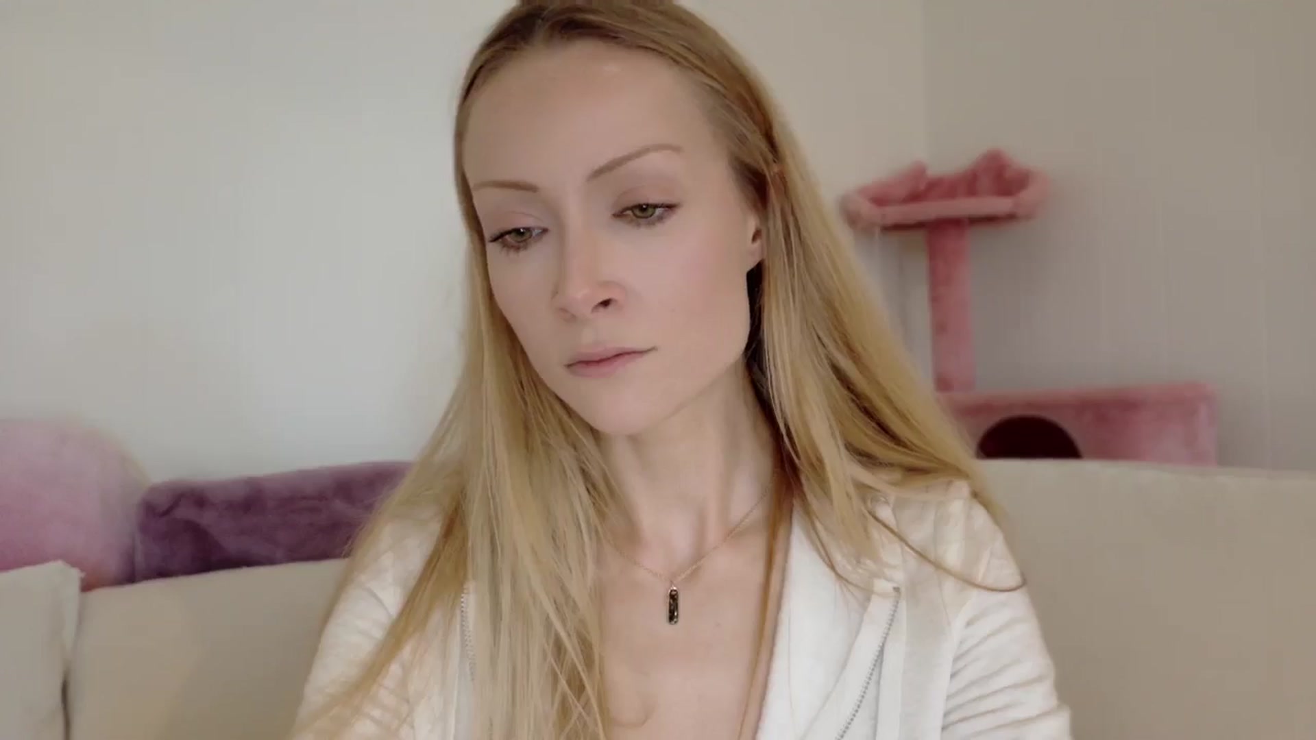 Gallery image thumbnail from xSadiexBlairx's myfreecams stream on, 11/05/2025, 20:55 image 6 of 20