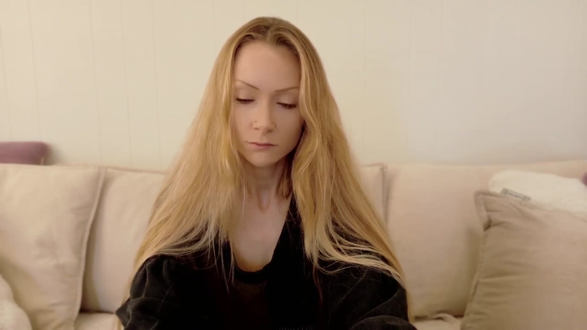 Gallery image thumbnail from xSadiexBlairx's myfreecams stream on, 11/06/2025, 19:05 image 5 of 20