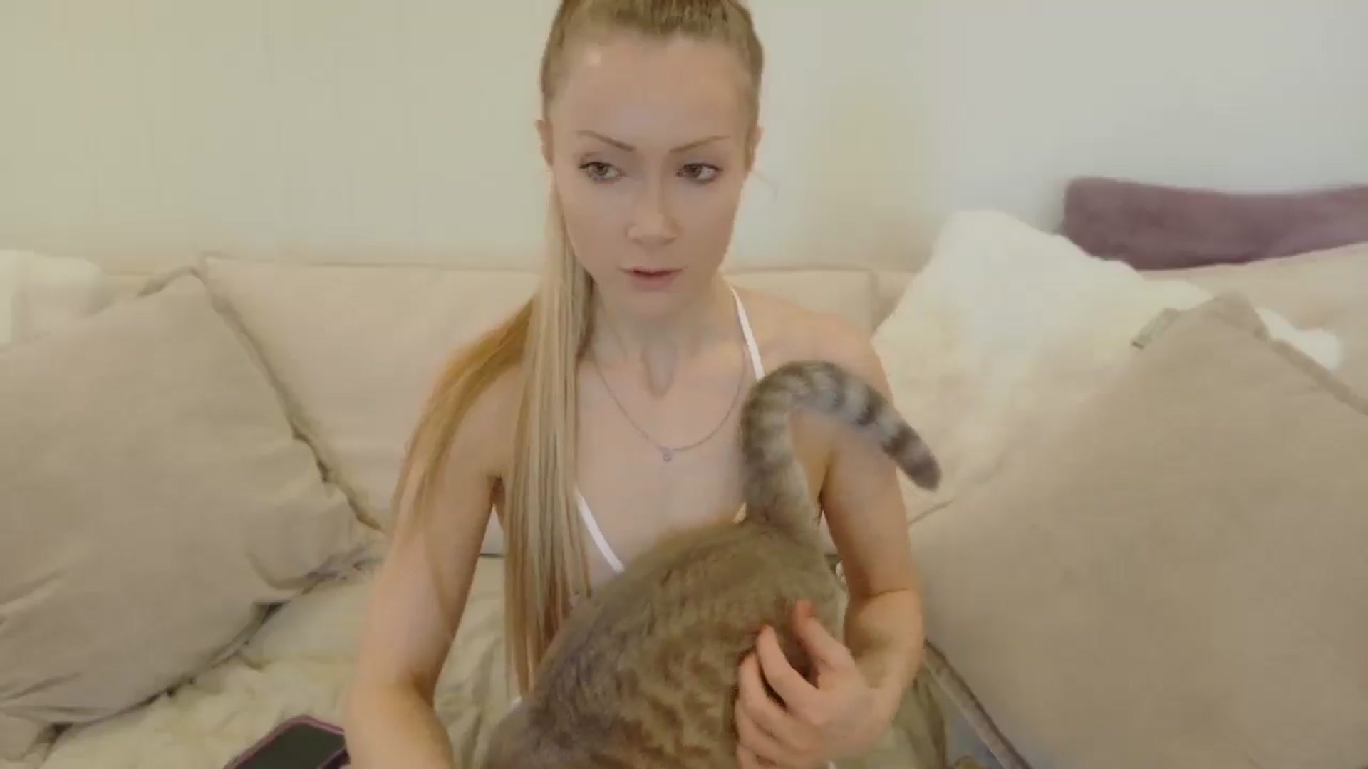 Gallery image thumbnail from xSadiexBlairx's myfreecams stream on, 11/23/2025, 18:34 image 3 of 20