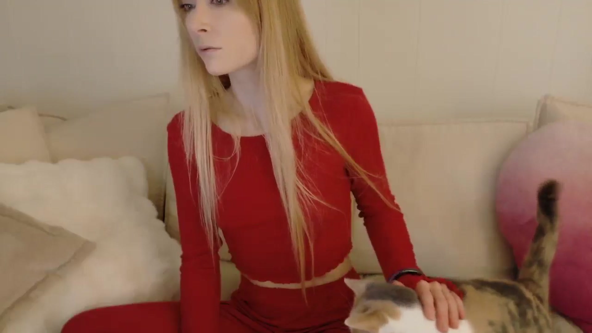 Gallery image thumbnail from xSadiexBlairx's myfreecams stream on, 01/03/2026, 22:00 image 12 of 20