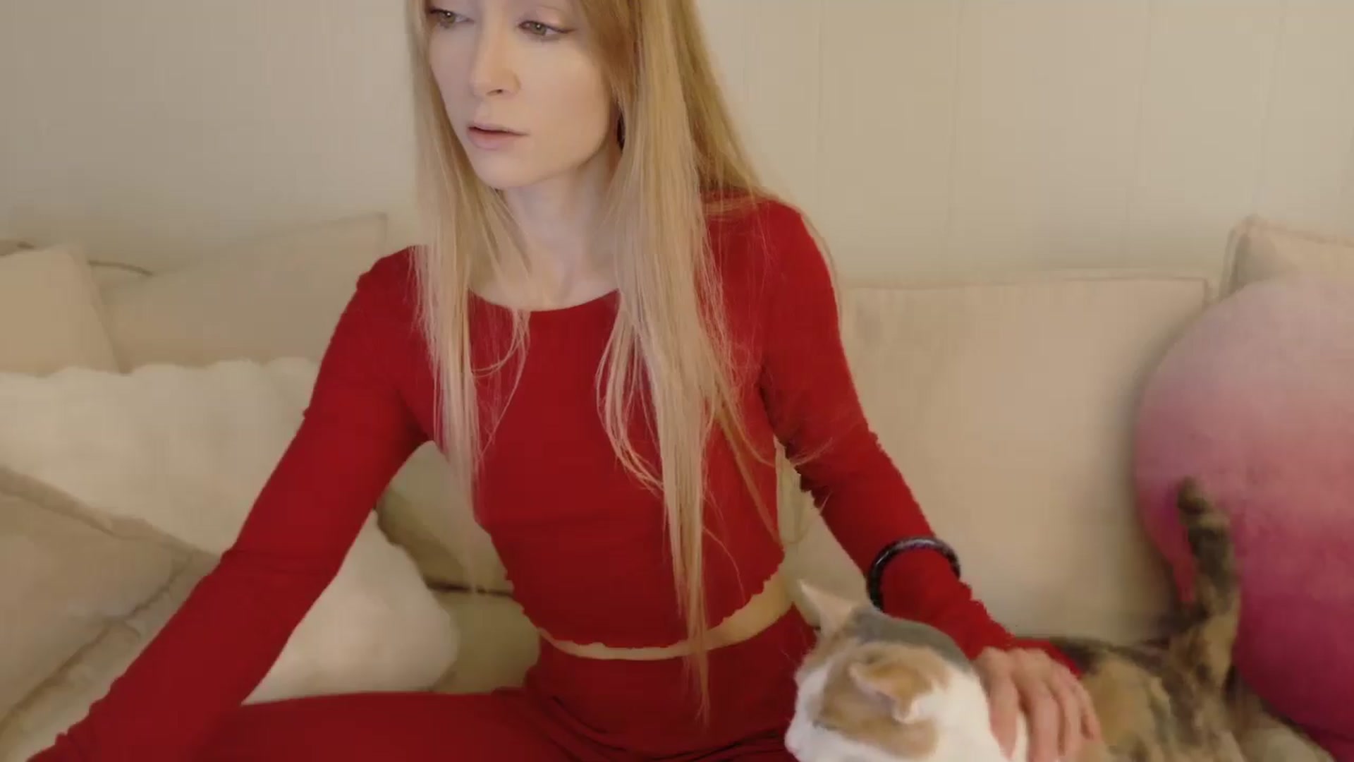 Gallery image thumbnail from xSadiexBlairx's myfreecams stream on, 01/03/2026, 22:00 image 14 of 20