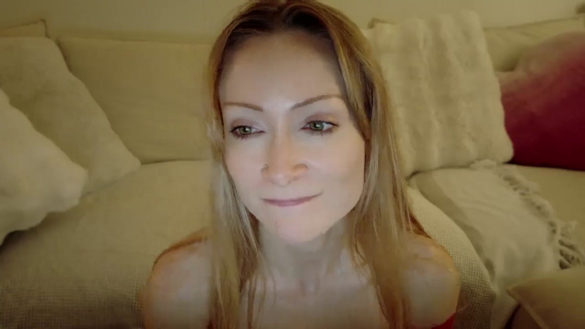 Gallery image thumbnail from xSadiexBlairx's myfreecams stream on, 01/06/2026, 03:56 image 19 of 20
