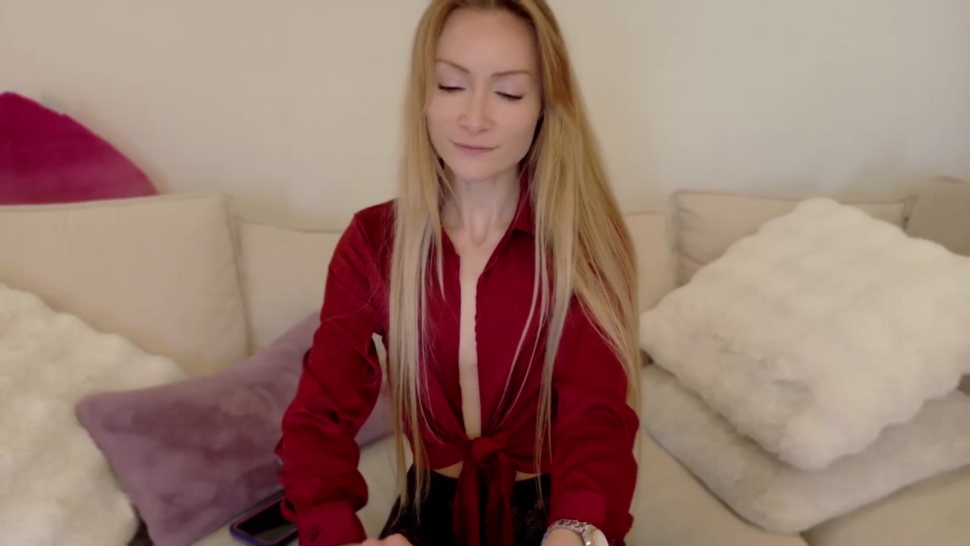 Gallery image thumbnail from xSadiexBlairx's myfreecams stream on, 01/20/2026, 19:27 image 17 of 20