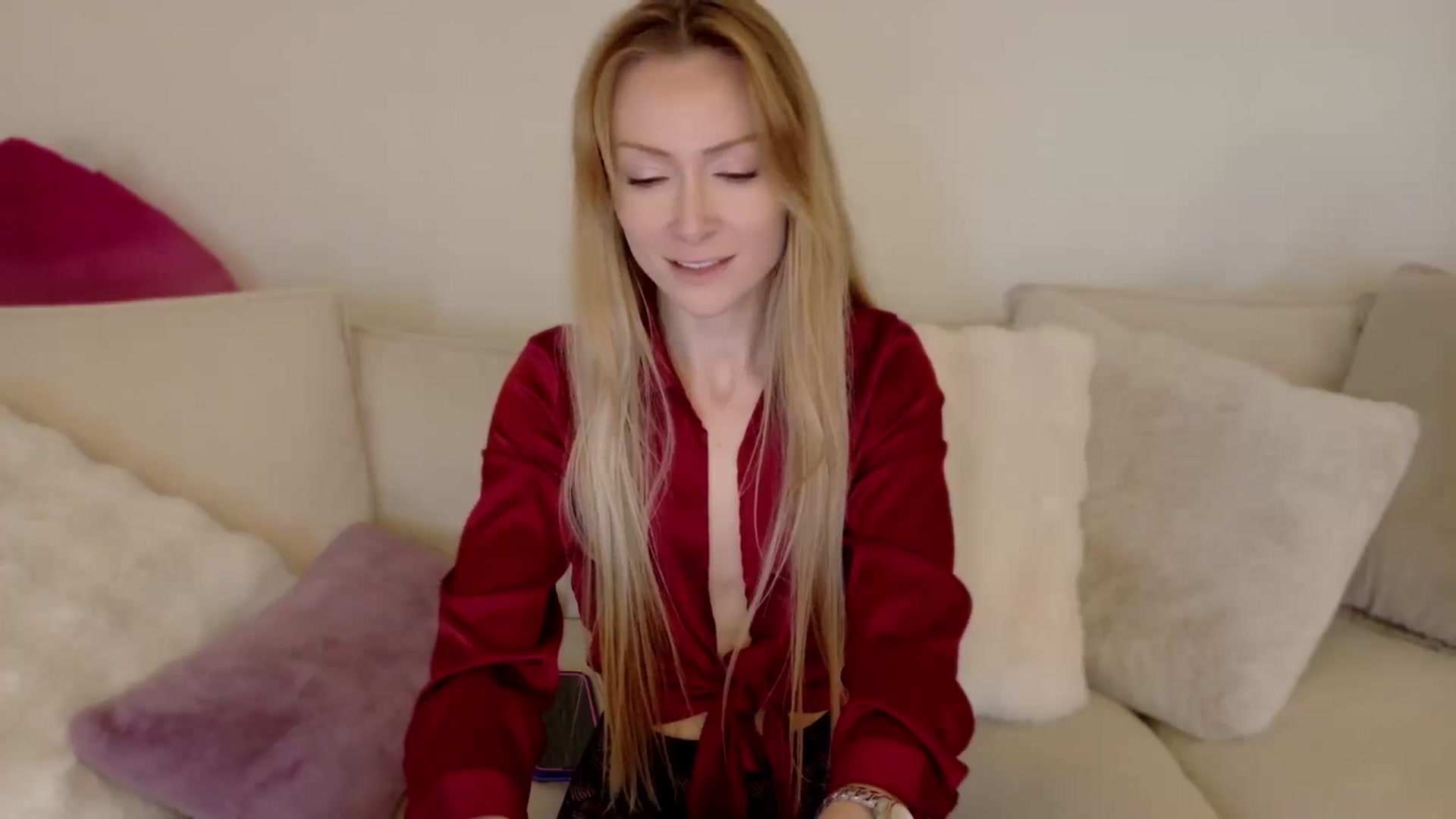 Gallery image thumbnail from xSadiexBlairx's myfreecams stream on, 01/20/2026, 22:00 image 14 of 20