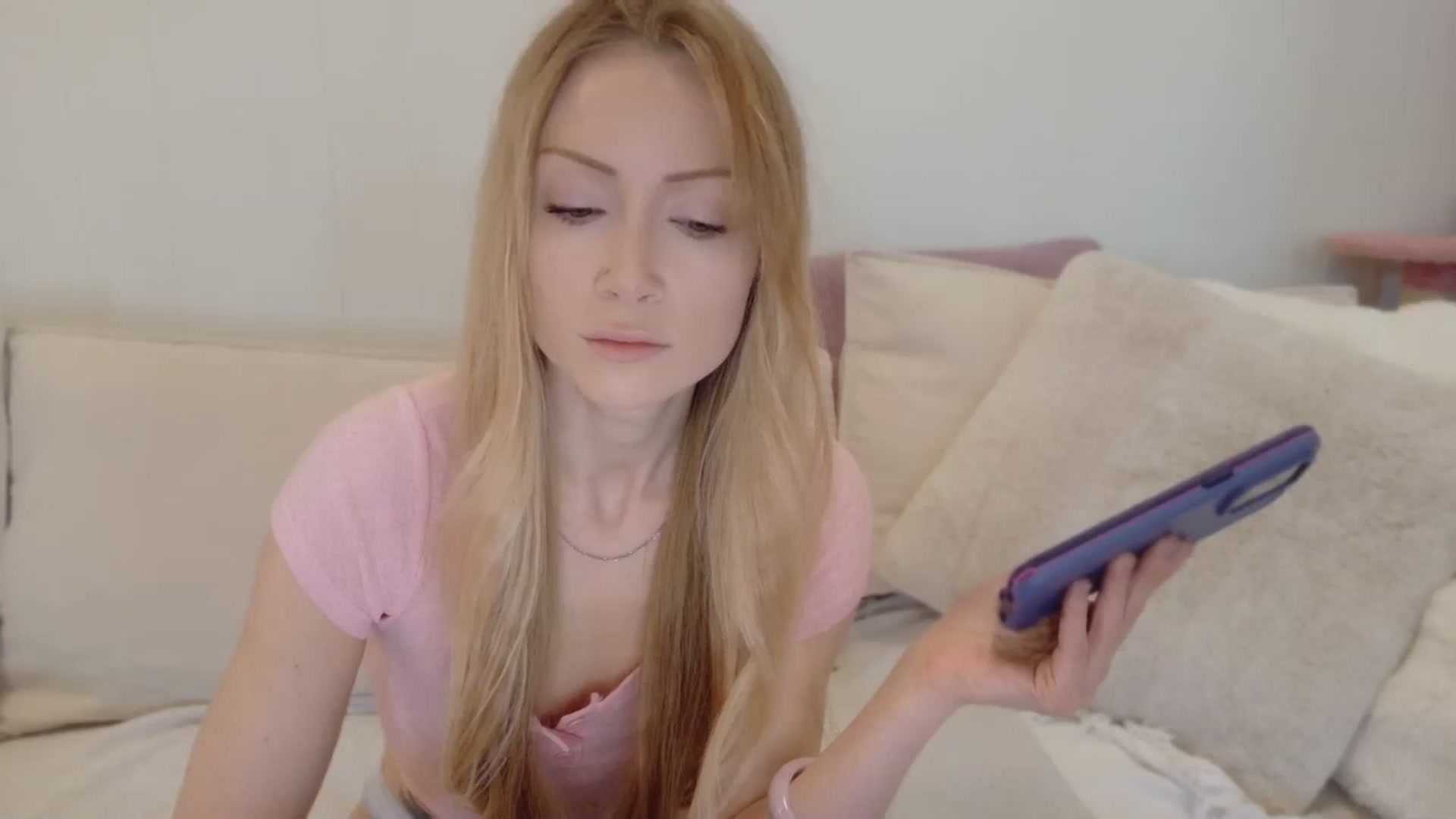 Gallery image thumbnail from xSadiexBlairx's myfreecams stream on, 02/06/2026, 17:24 image 14 of 20