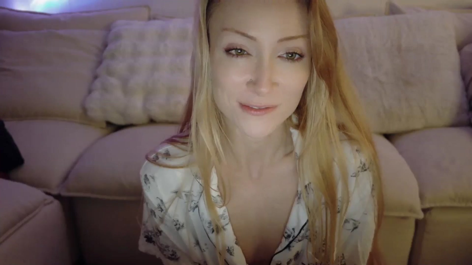 Gallery image thumbnail from xSadiexBlairx's myfreecams stream on, 02/17/2026, 03:05 image 2 of 20