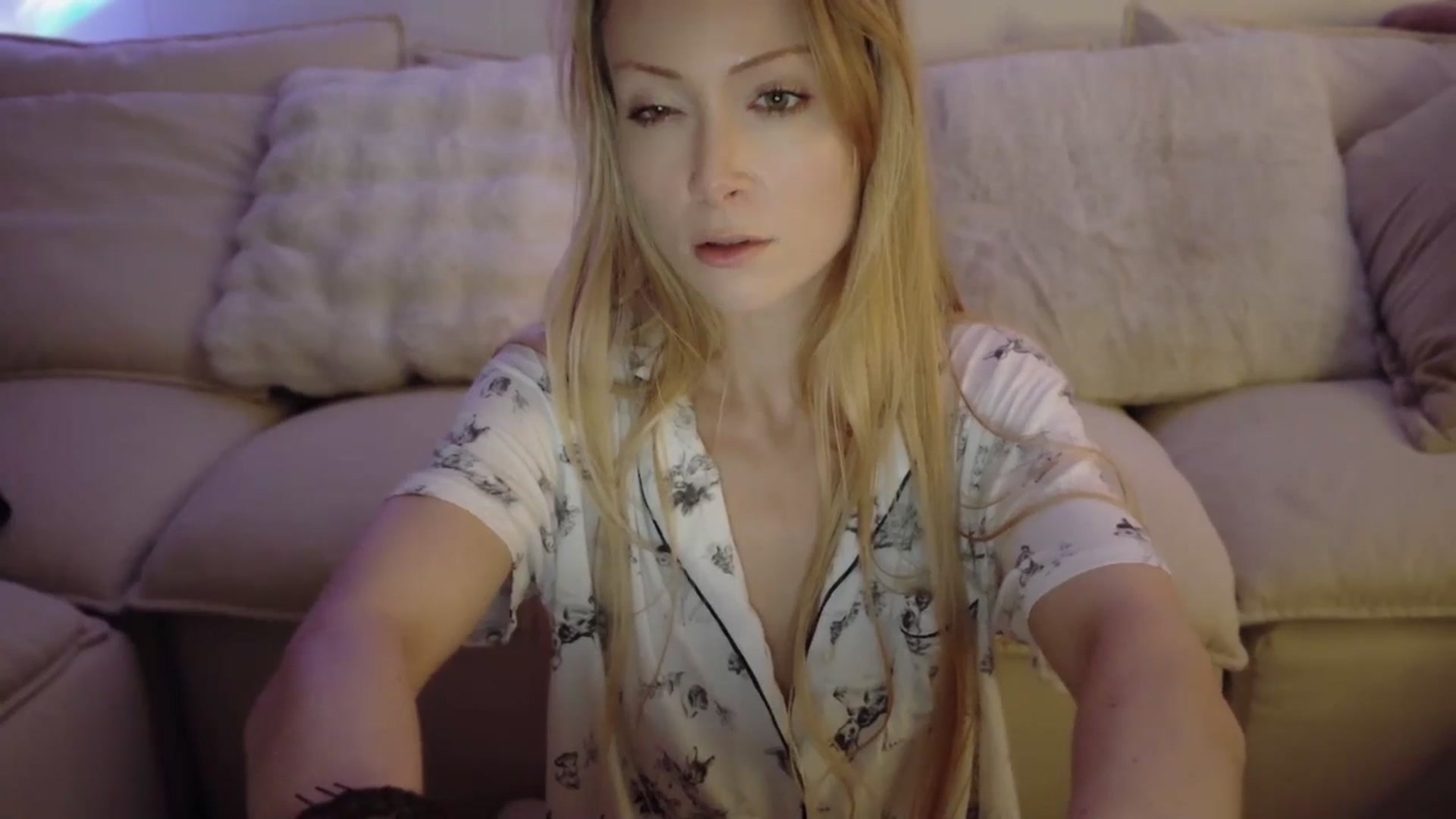Gallery image thumbnail from xSadiexBlairx's myfreecams stream on, 02/17/2026, 03:05 image 8 of 20