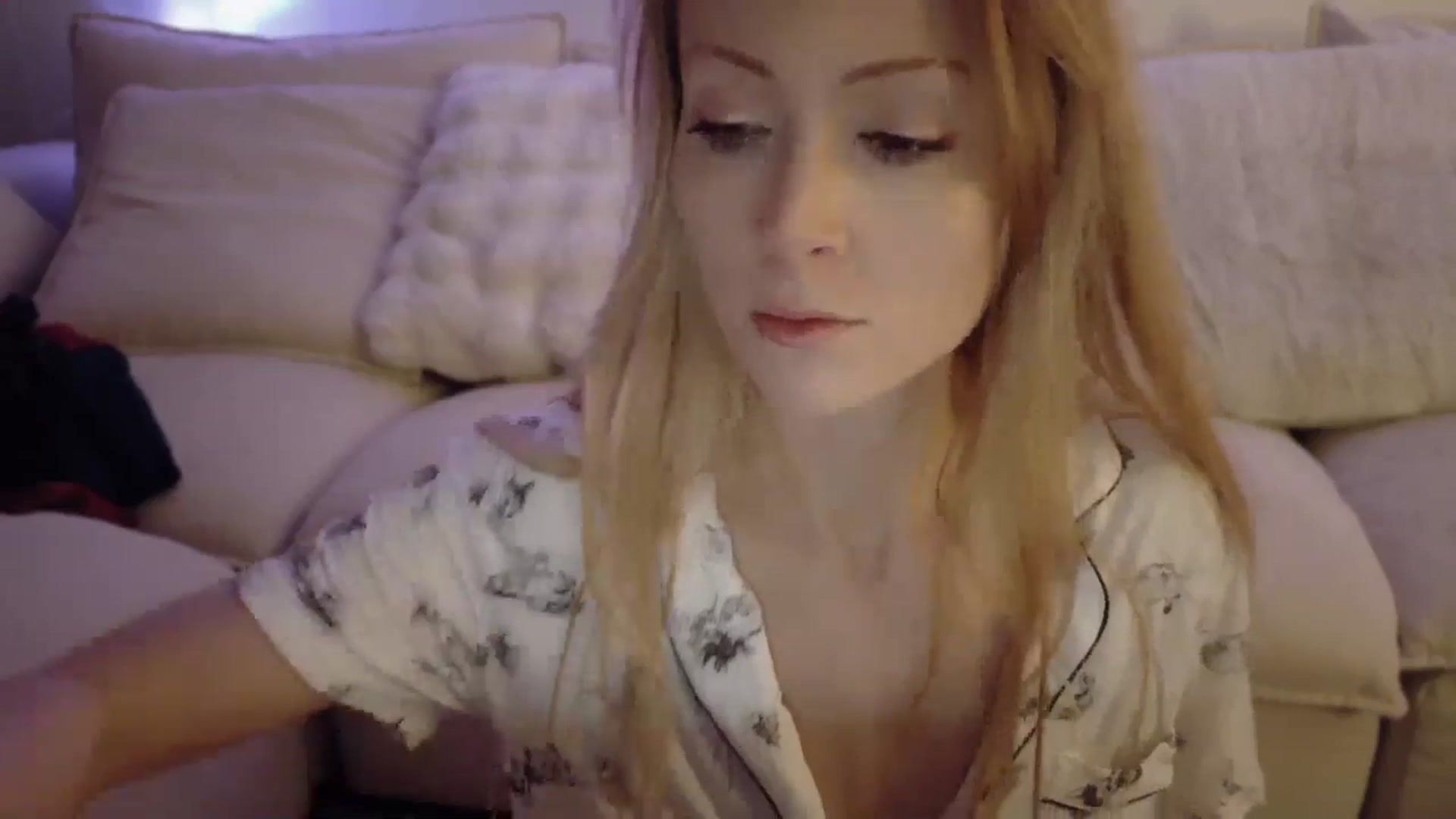 Gallery image thumbnail from xSadiexBlairx's myfreecams stream on, 02/17/2026, 03:05 image 6 of 20