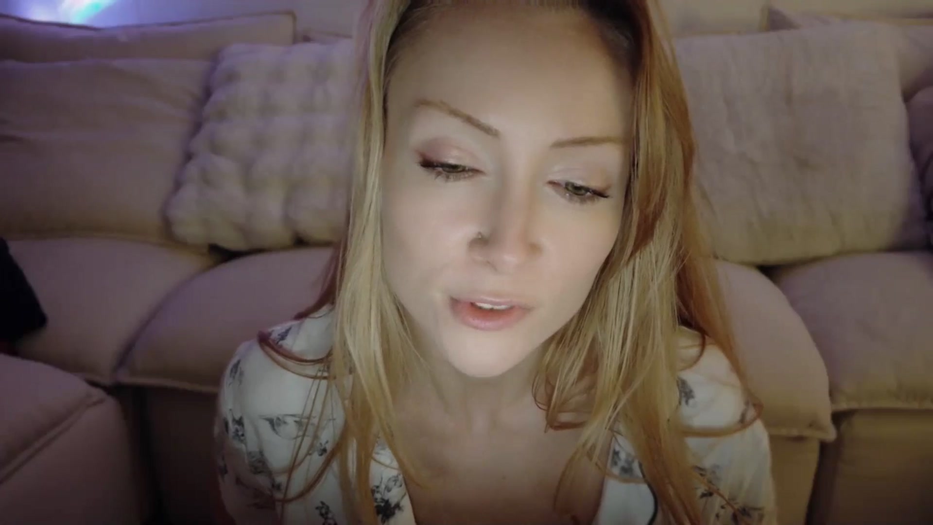 Gallery image thumbnail from xSadiexBlairx's myfreecams stream on, 02/17/2026, 03:05 image 4 of 20