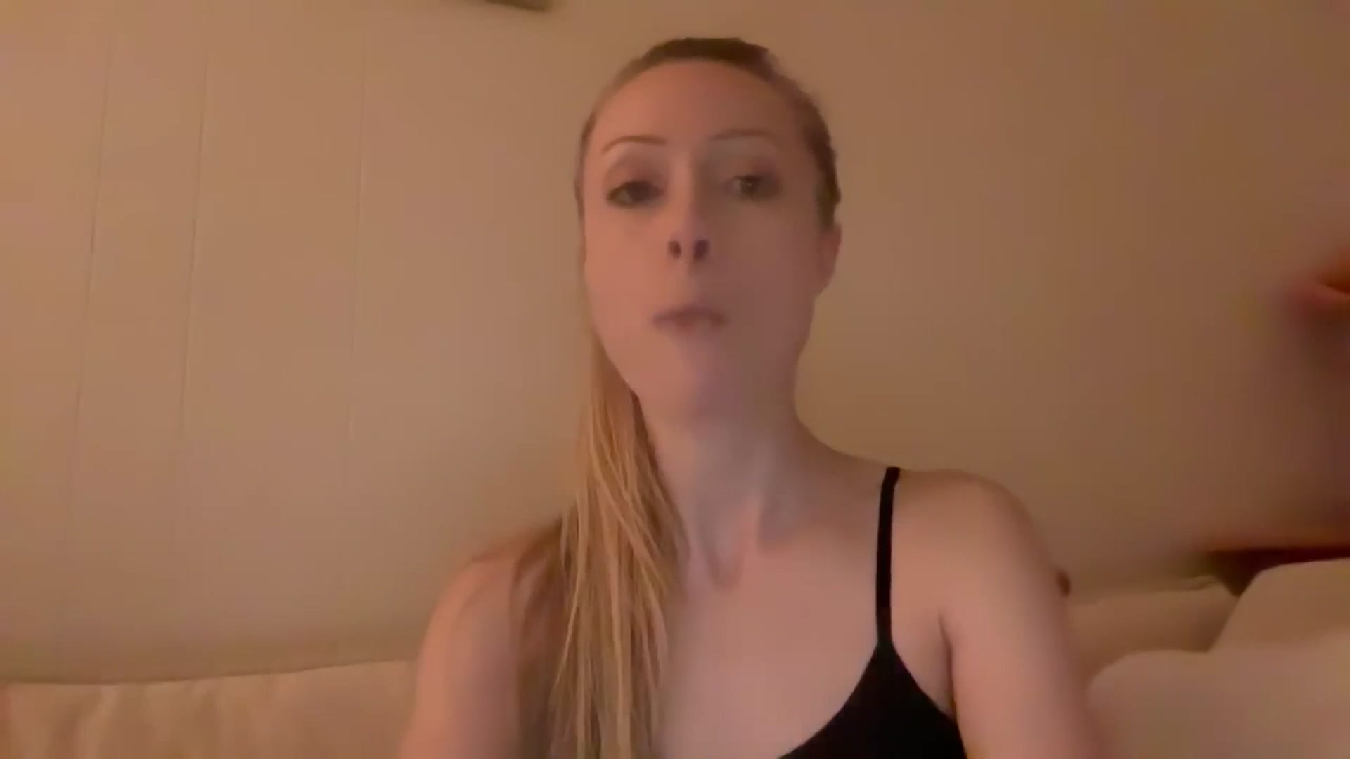 Gallery image thumbnail from xSadiexBlairx's myfreecams stream on, 03/05/2026, 02:50 image 6 of 20