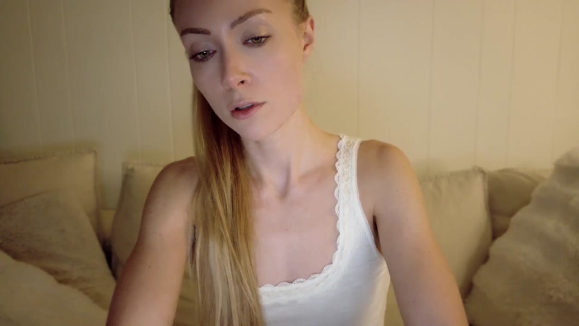 Gallery image thumbnail from xSadiexBlairx's myfreecams stream on, 04/22/2026, 02:59 image 7 of 20