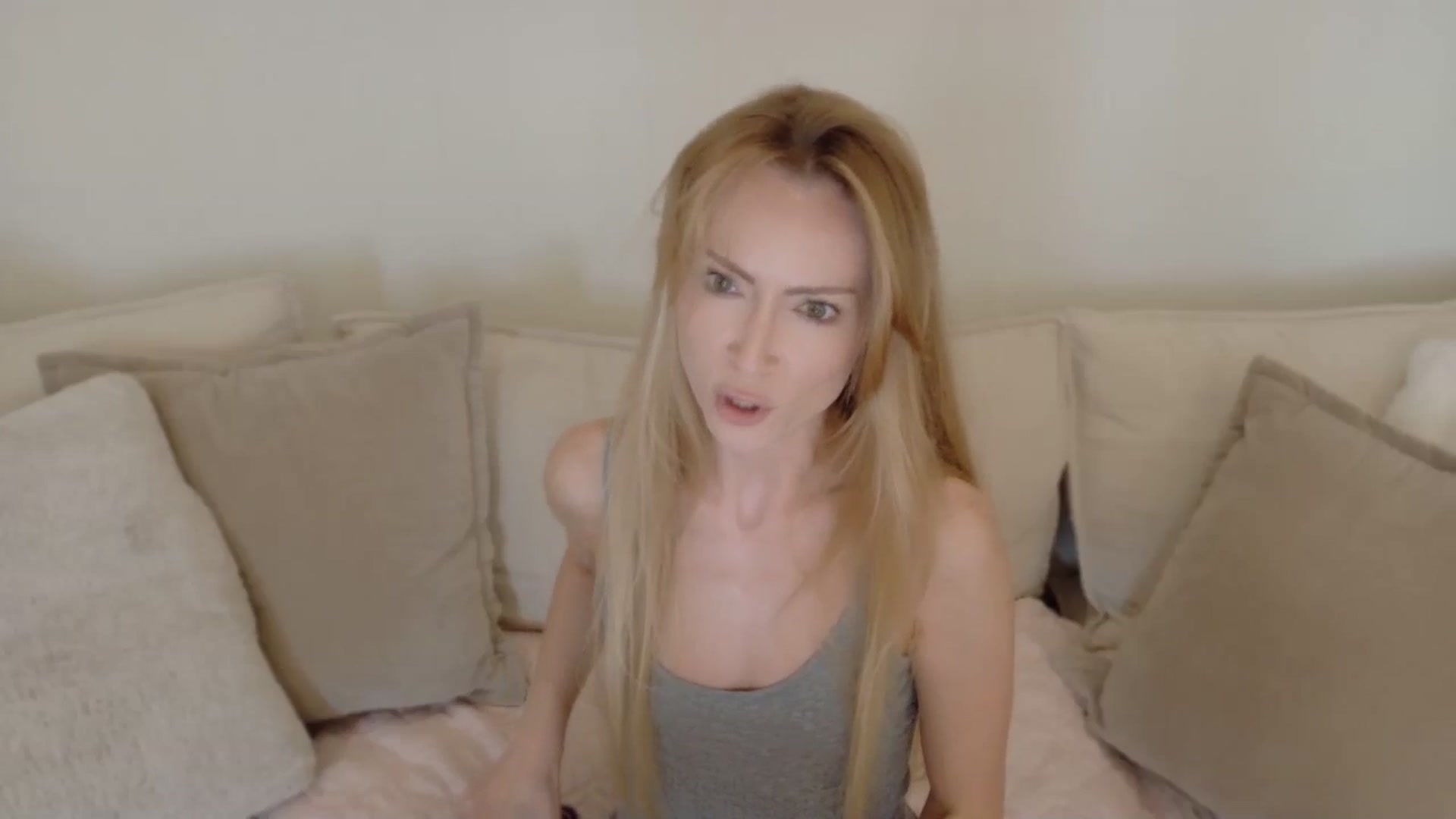 Gallery image thumbnail from xSadiexBlairx's myfreecams stream on, 04/25/2026, 18:40 image 17 of 20