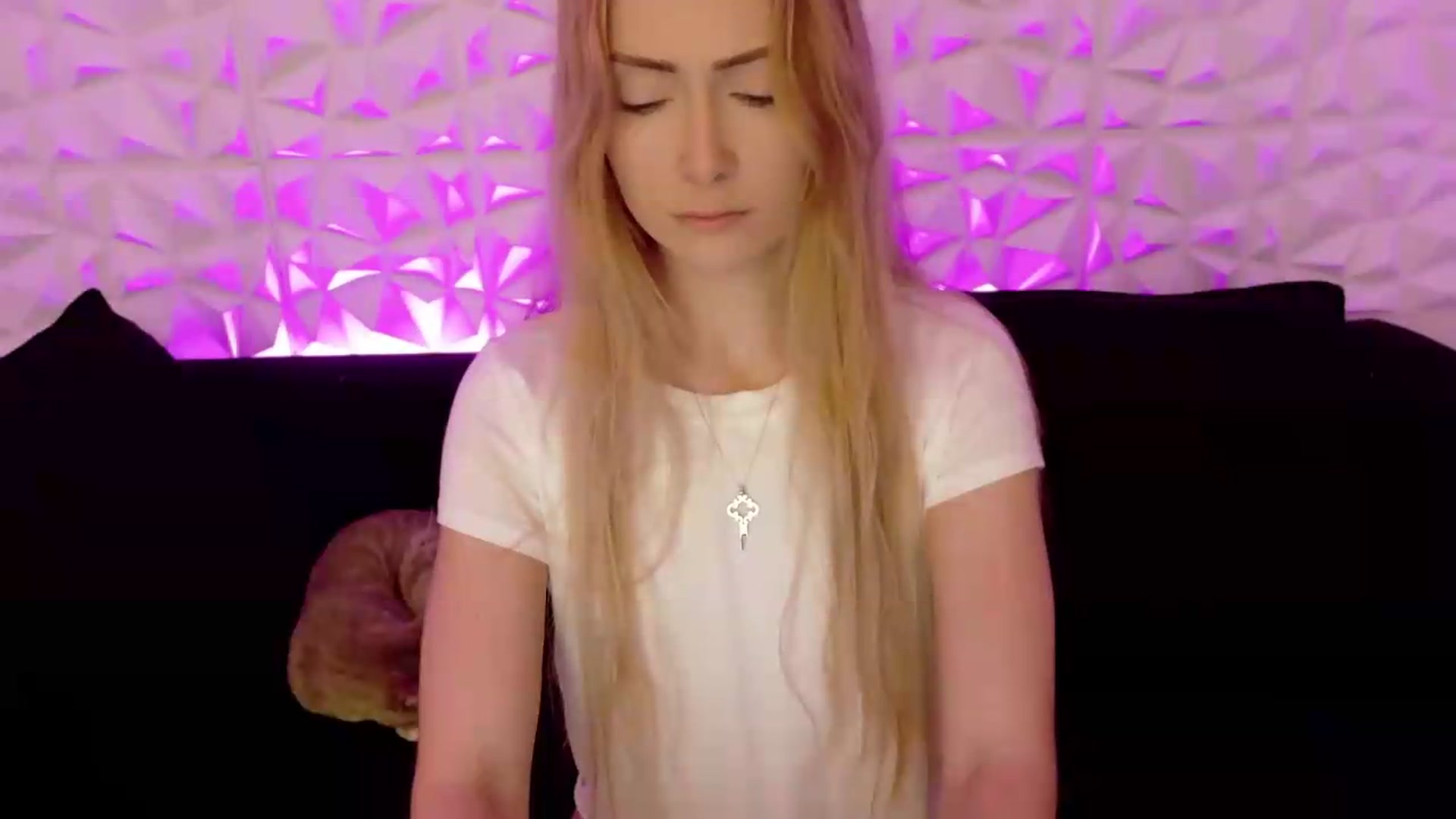 Gallery image thumbnail from xSadiexBlairx's myfreecams stream on, 06/09/2026, 18:55 image 9 of 20