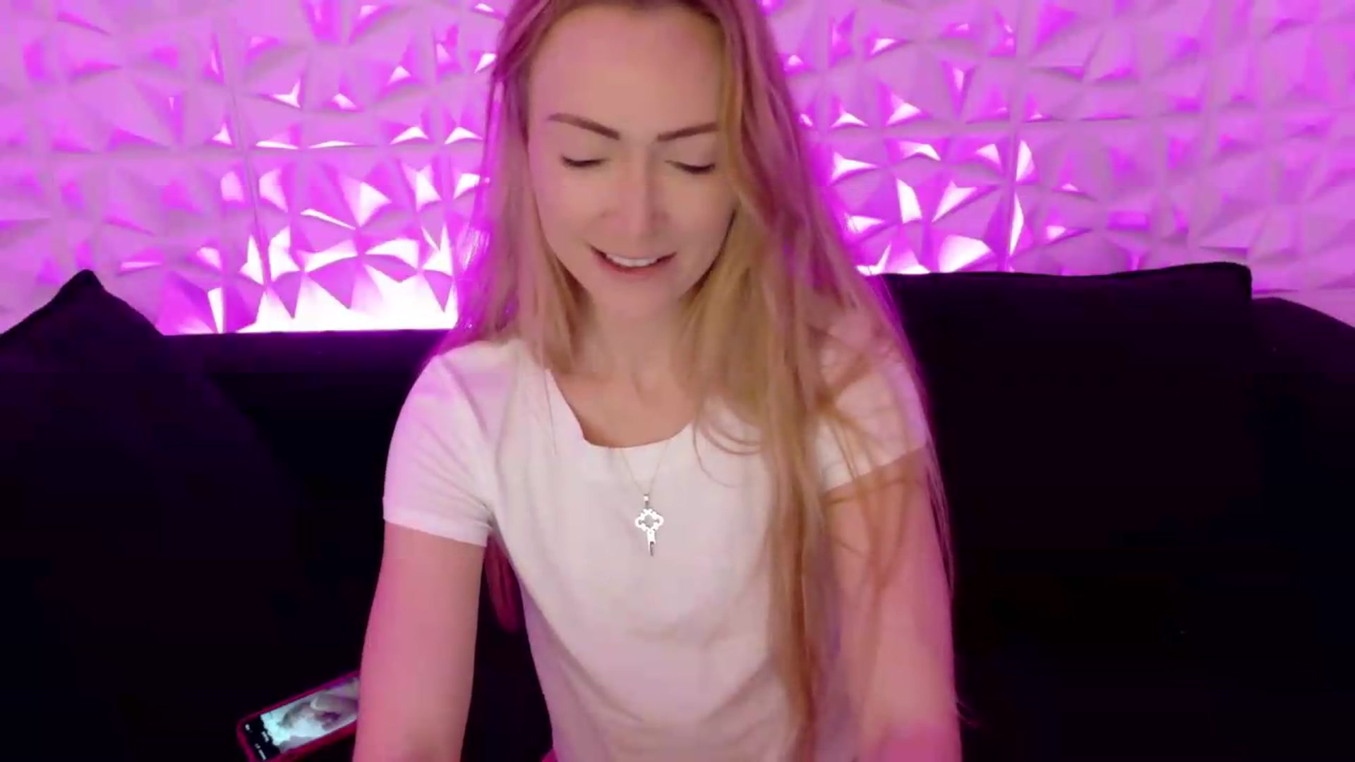Gallery image thumbnail from xSadiexBlairx's myfreecams stream on, 06/09/2026, 18:55 image 17 of 20
