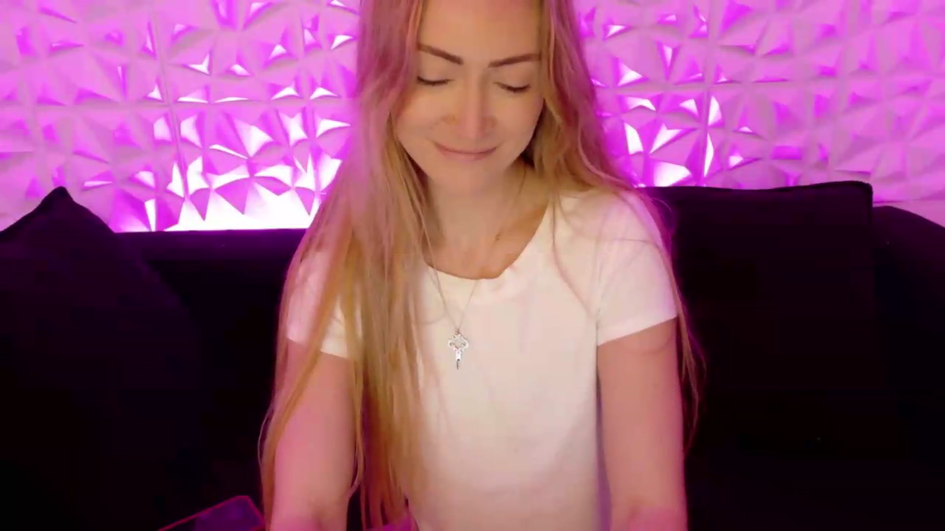 Gallery image thumbnail from xSadiexBlairx's myfreecams stream on, 06/09/2026, 18:55 image 13 of 20