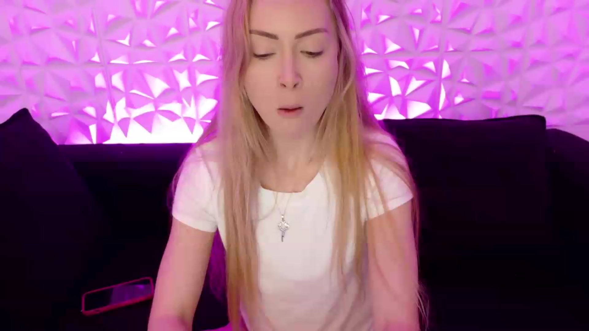 Gallery image thumbnail from xSadiexBlairx's myfreecams stream on, 06/09/2026, 19:33 image 11 of 20