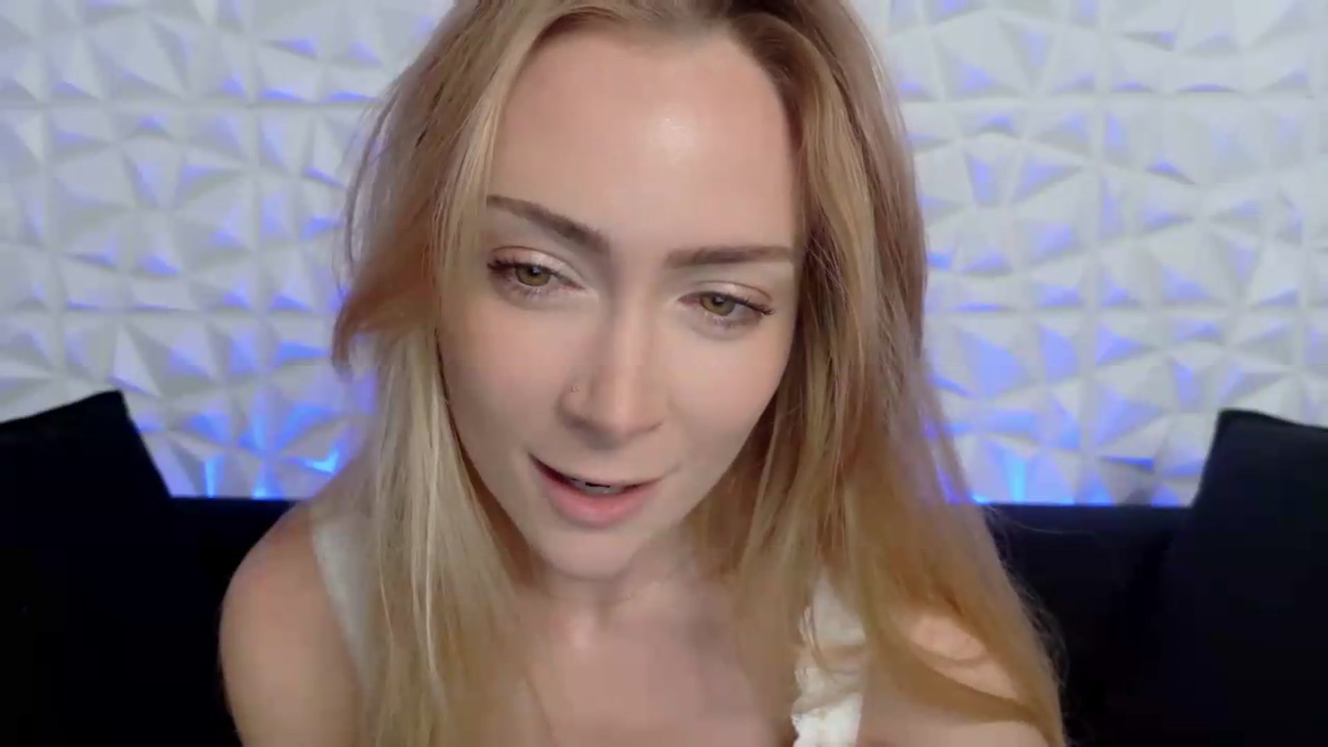 Gallery image thumbnail from xSadiexBlairx's myfreecams stream on, 06/22/2026, 20:04 image 19 of 20