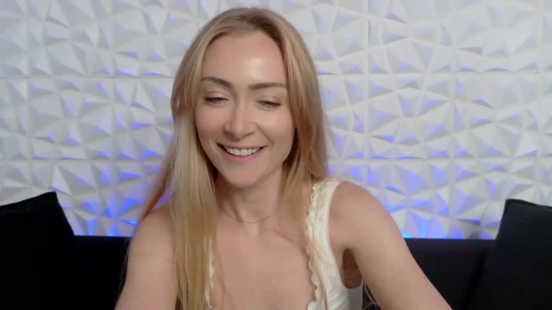Gallery image thumbnail from xSadiexBlairx's myfreecams stream on, 06/22/2026, 20:04 image 14 of 20